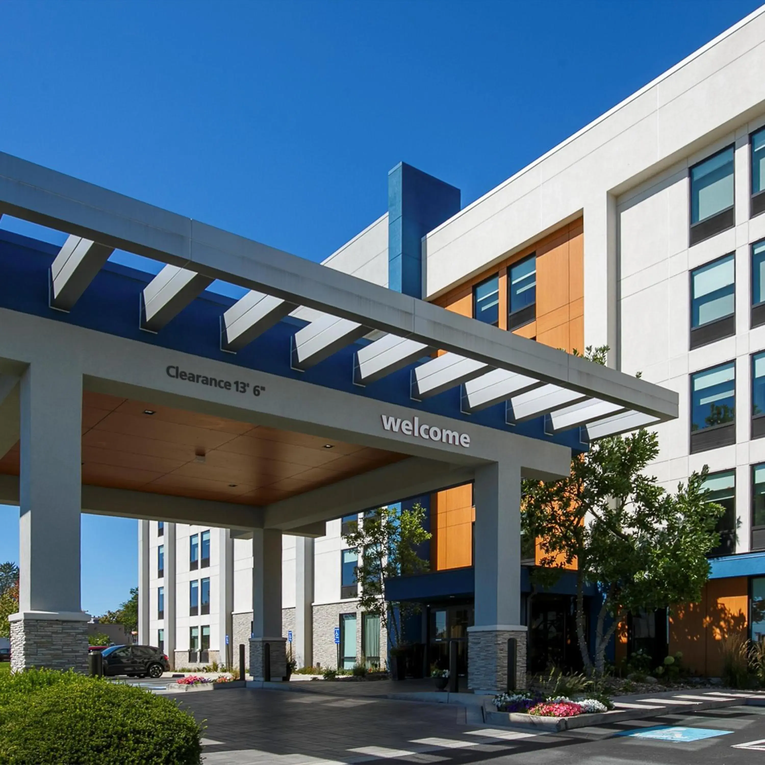 Property building in Hampton Inn Harrisburg-East/Hershey Property building in Hampton Inn Harrisburg-East/Hershey