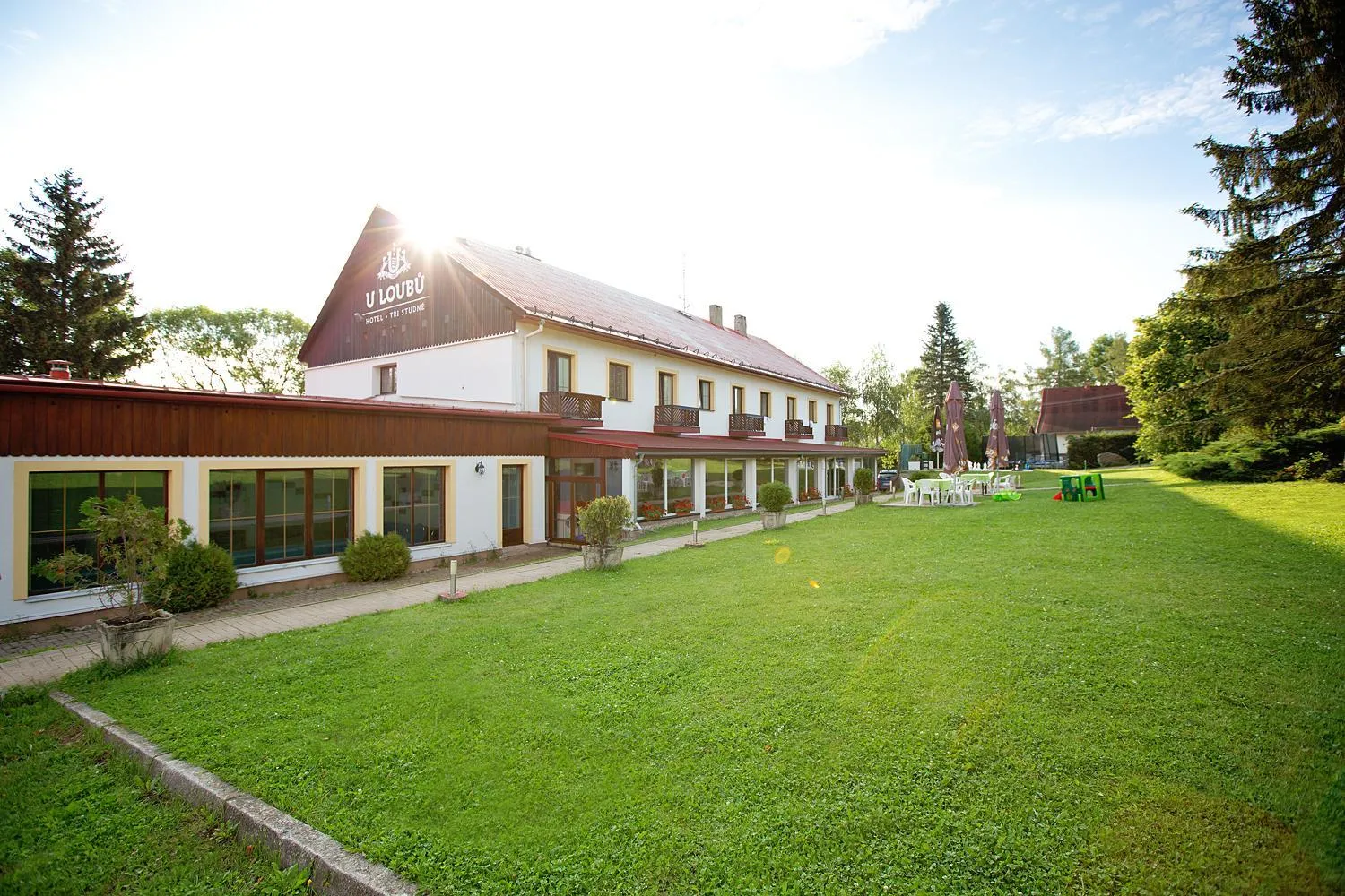 Facade/entrance in Hotel U Loubů