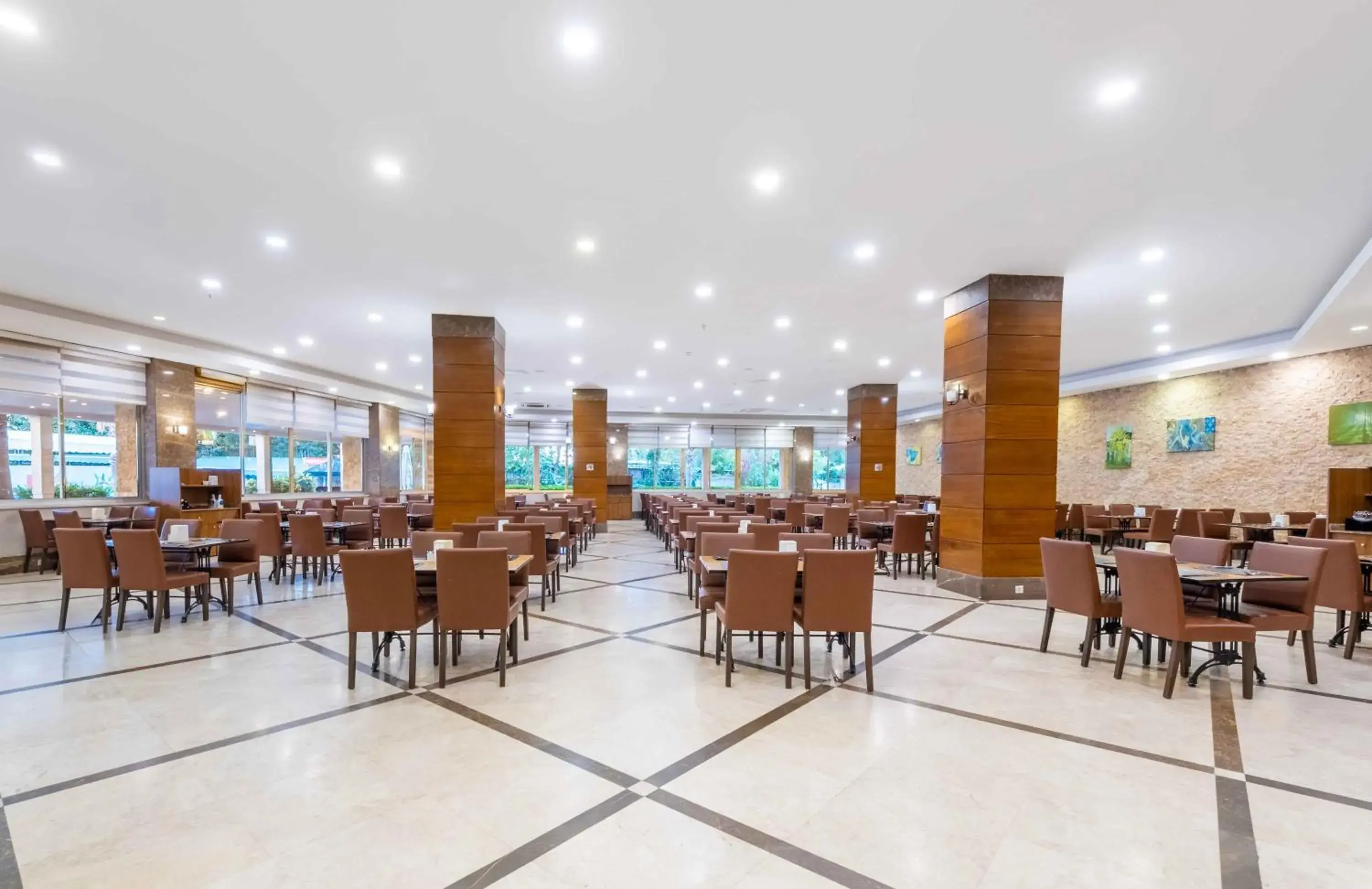 Restaurant/places to eat in Ramada Resort Side Restaurant/places to eat in Ramada Resort Side