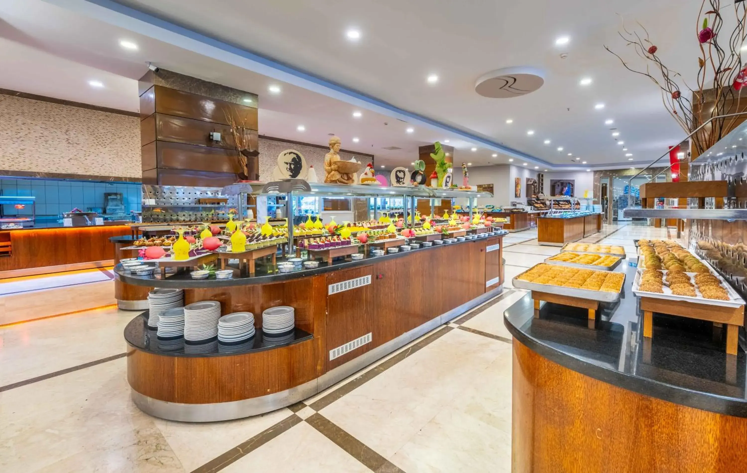 Restaurant/places to eat in Ramada Resort Side Restaurant/places to eat in Ramada Resort Side