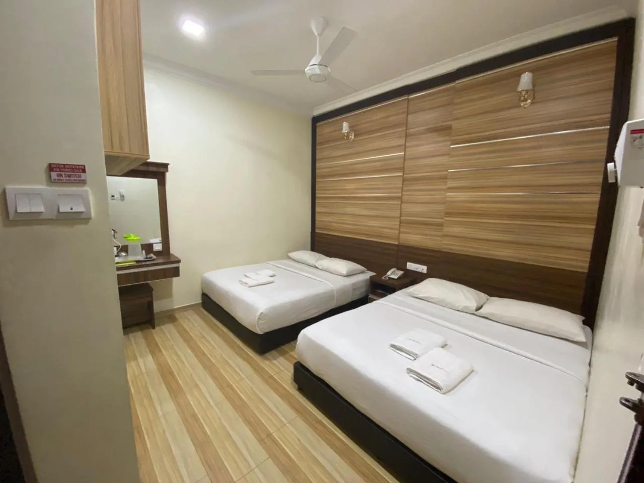 Bed in Haji Saudi Hotel