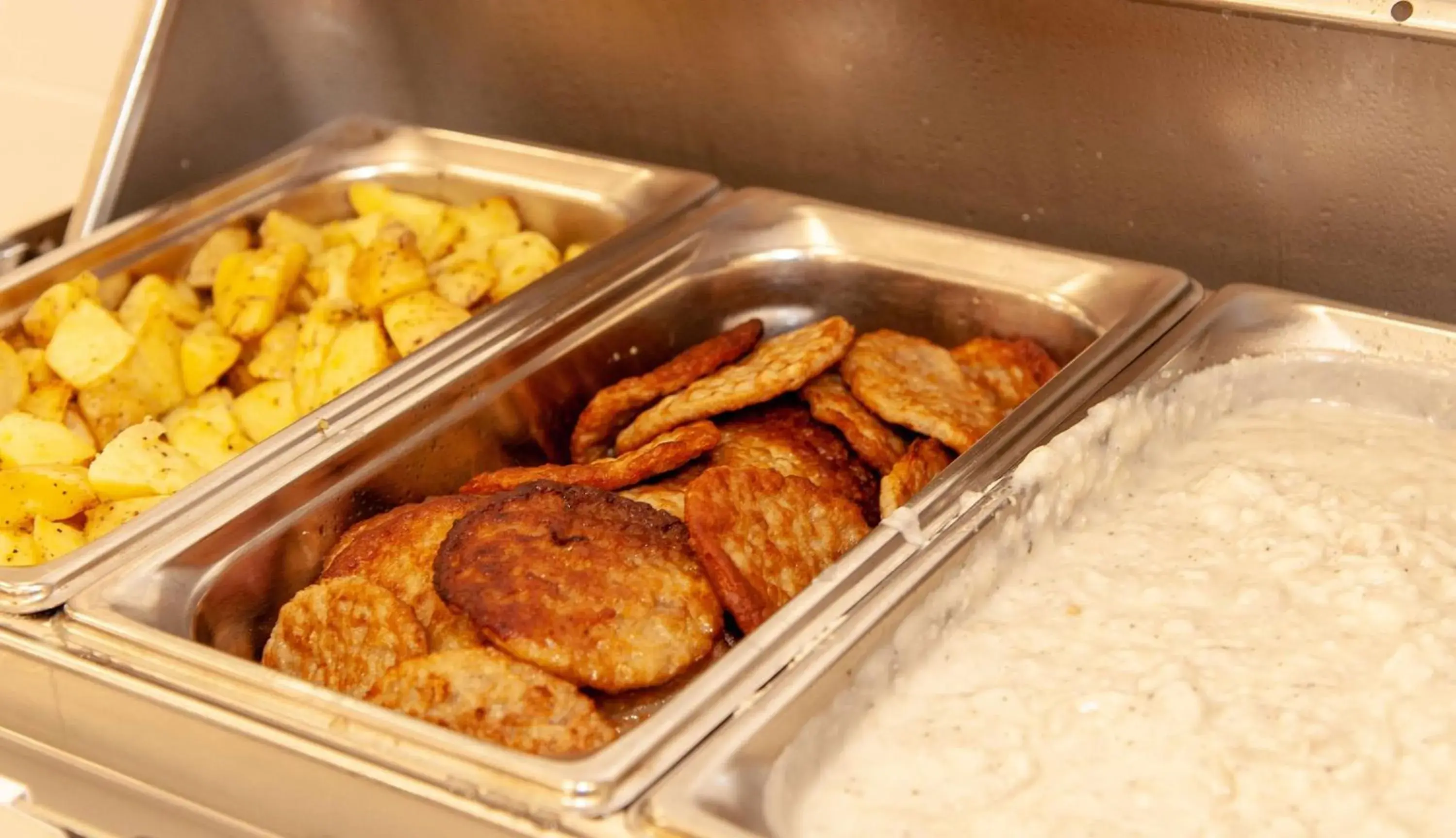 Restaurant/places to eat in Hampton Inn & Suites Jackson Coliseum Restaurant/places to eat in Hampton Inn & Suites Jackson Coliseum