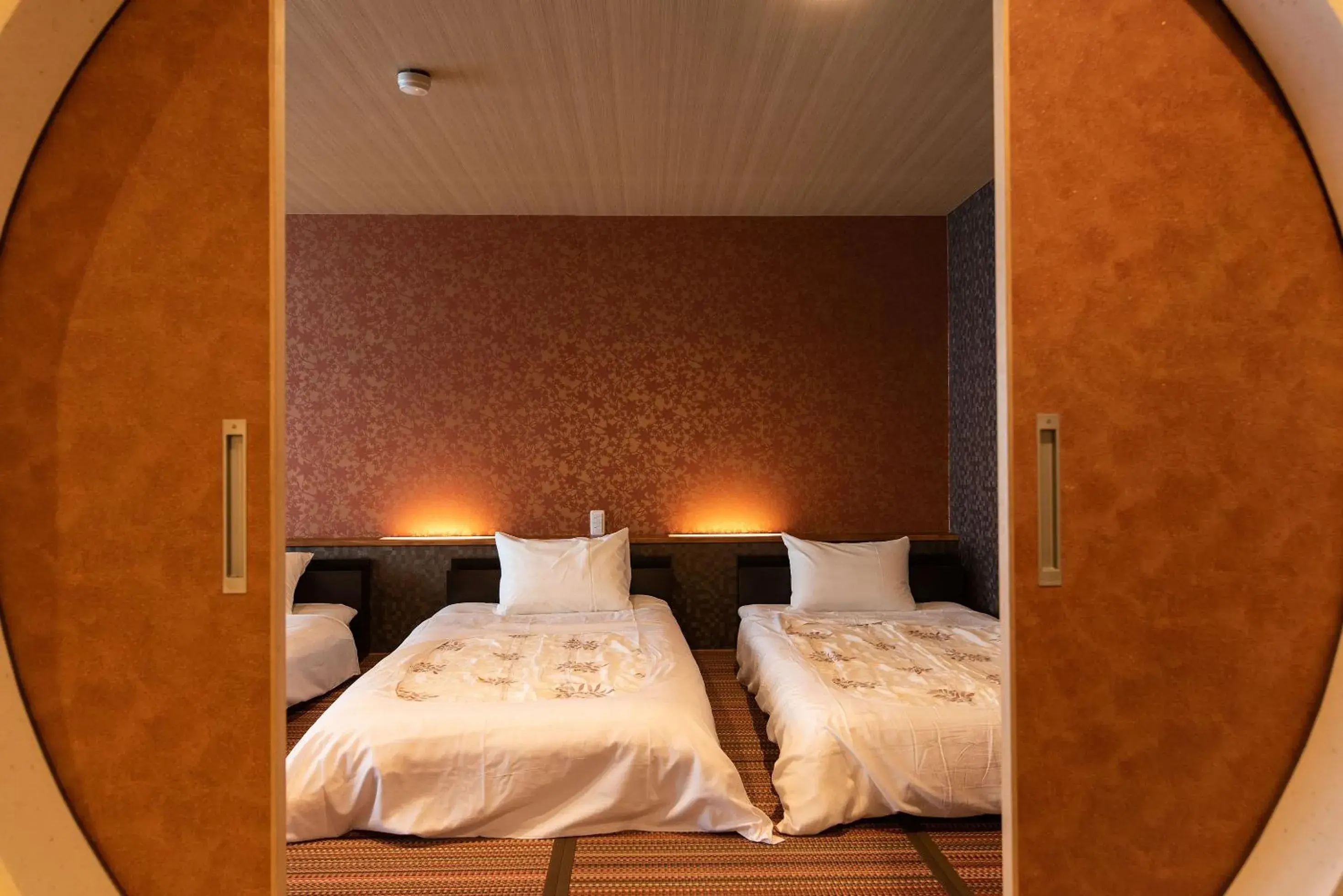 Photo of the whole room, Bed in Unzen Sky Hotel Photo of the whole room, Bed in Unzen Sky Hotel