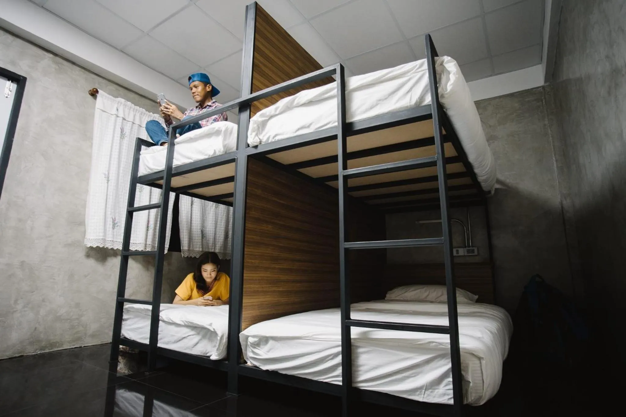 Bed in Baan Lung Poshtel