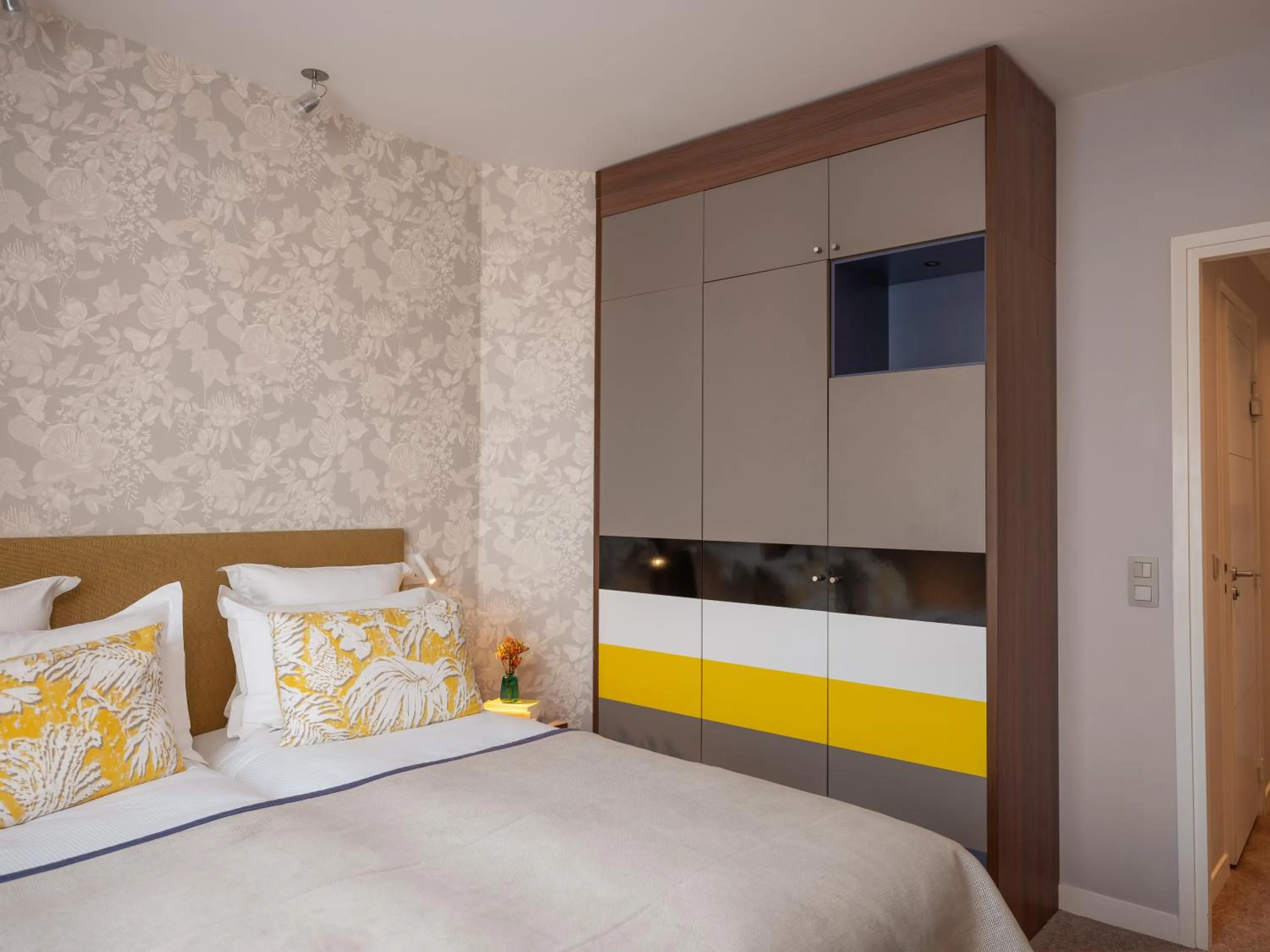 Bedroom, Bed in Hotel Le Mareuil