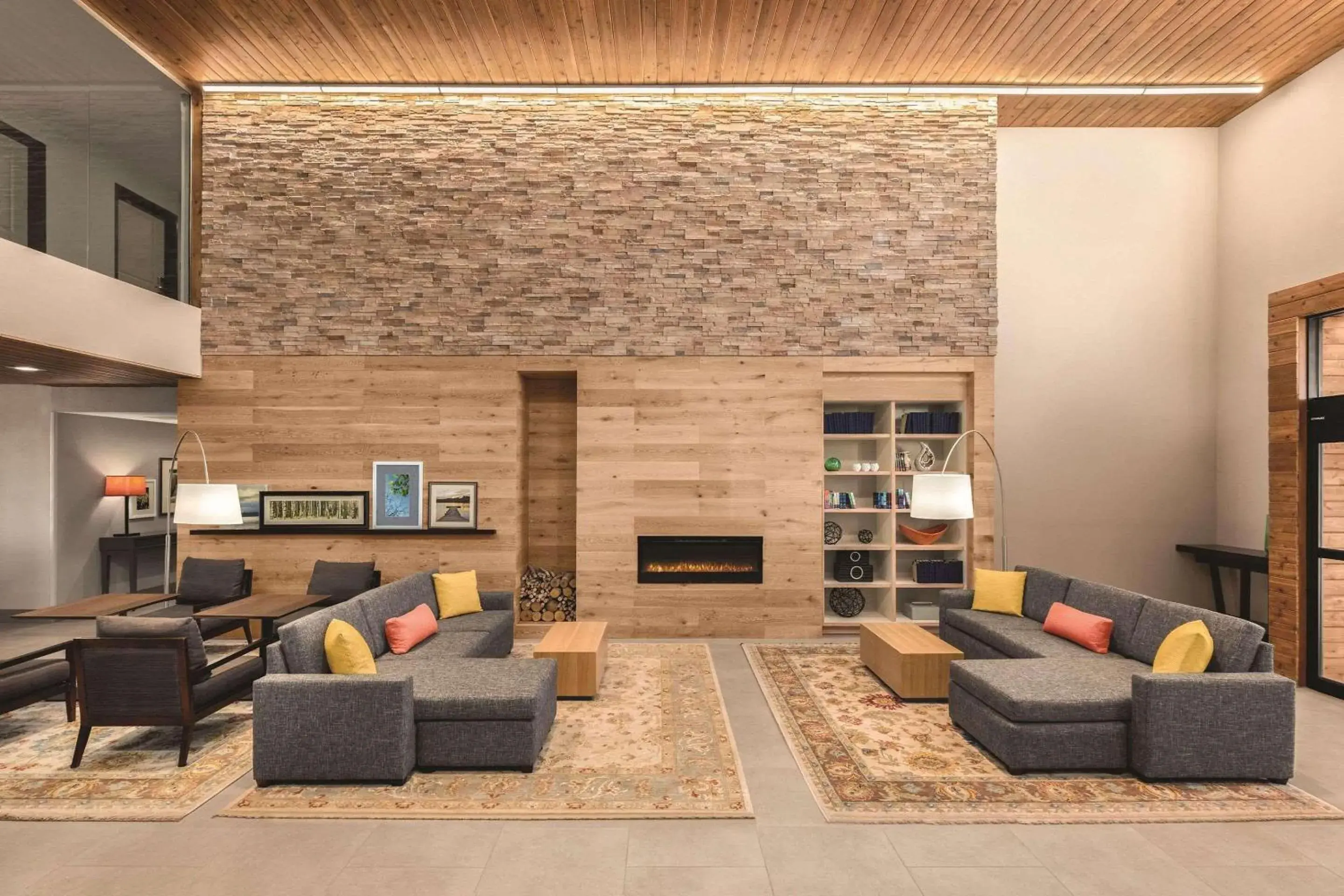 Lobby or reception in Country Inn & Suites by Radisson, Lubbock Southwest, TX Lobby or reception in Country Inn & Suites by Radisson, Lubbock Southwest, TX