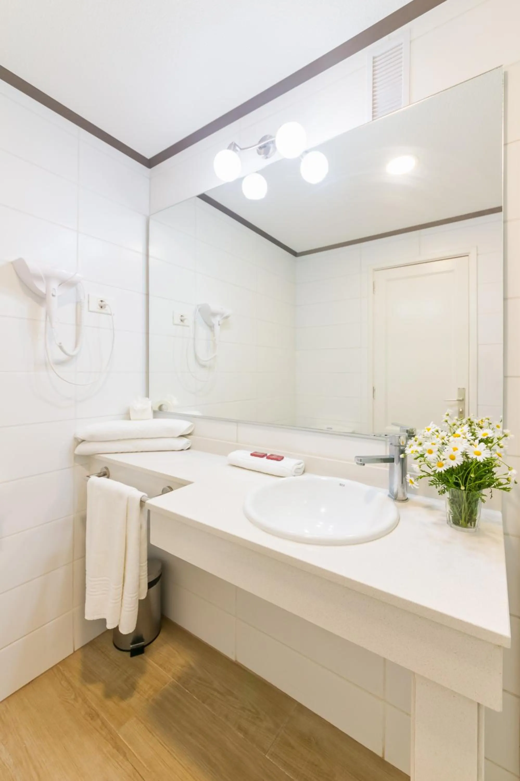 Bathroom in Apartamentos Centro Cancajos
