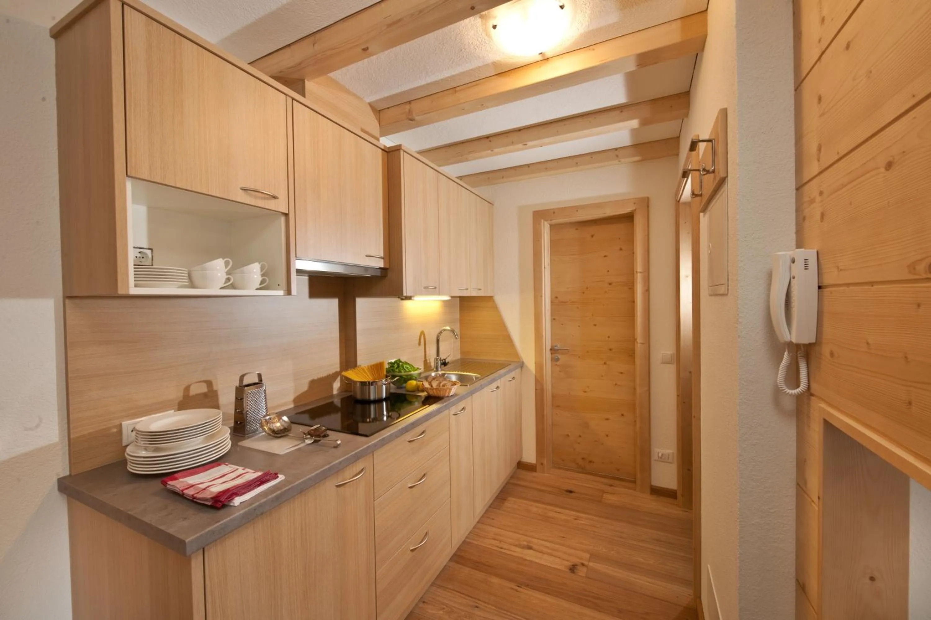 Kitchen or kitchenette in Ciasa Sunara