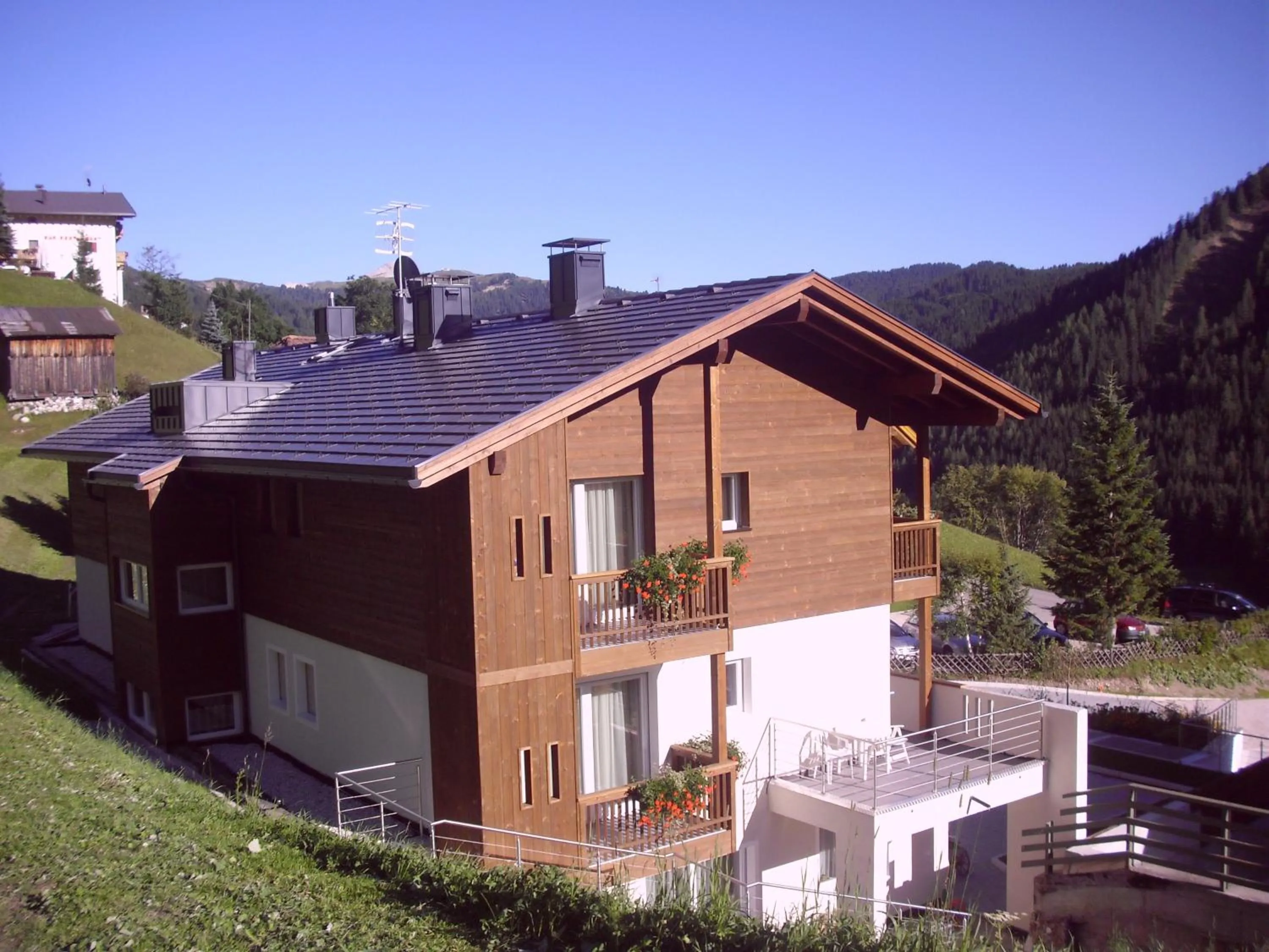 Facade/entrance in Ciasa Sunara