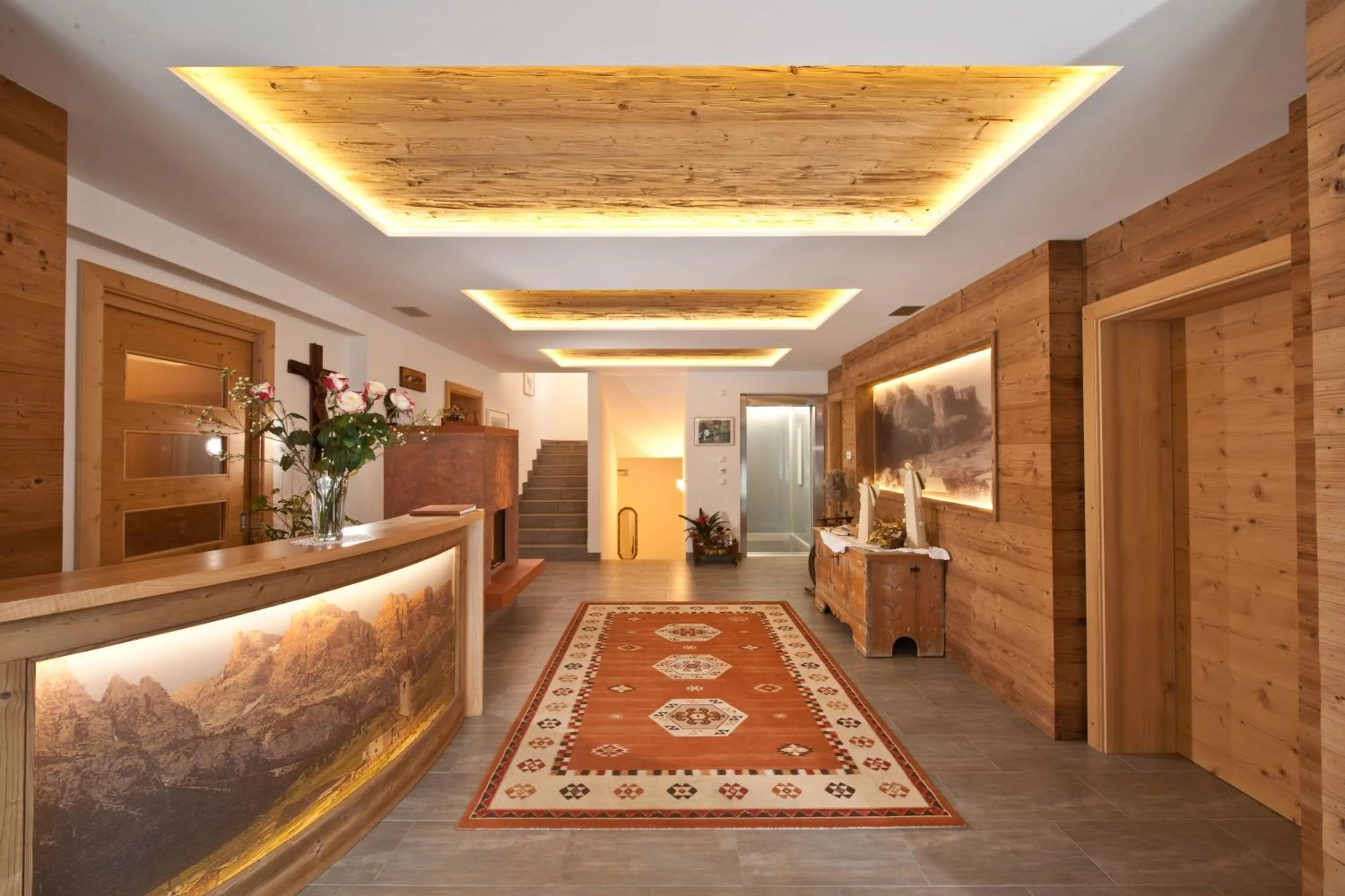 Decorative detail in Ciasa Sunara