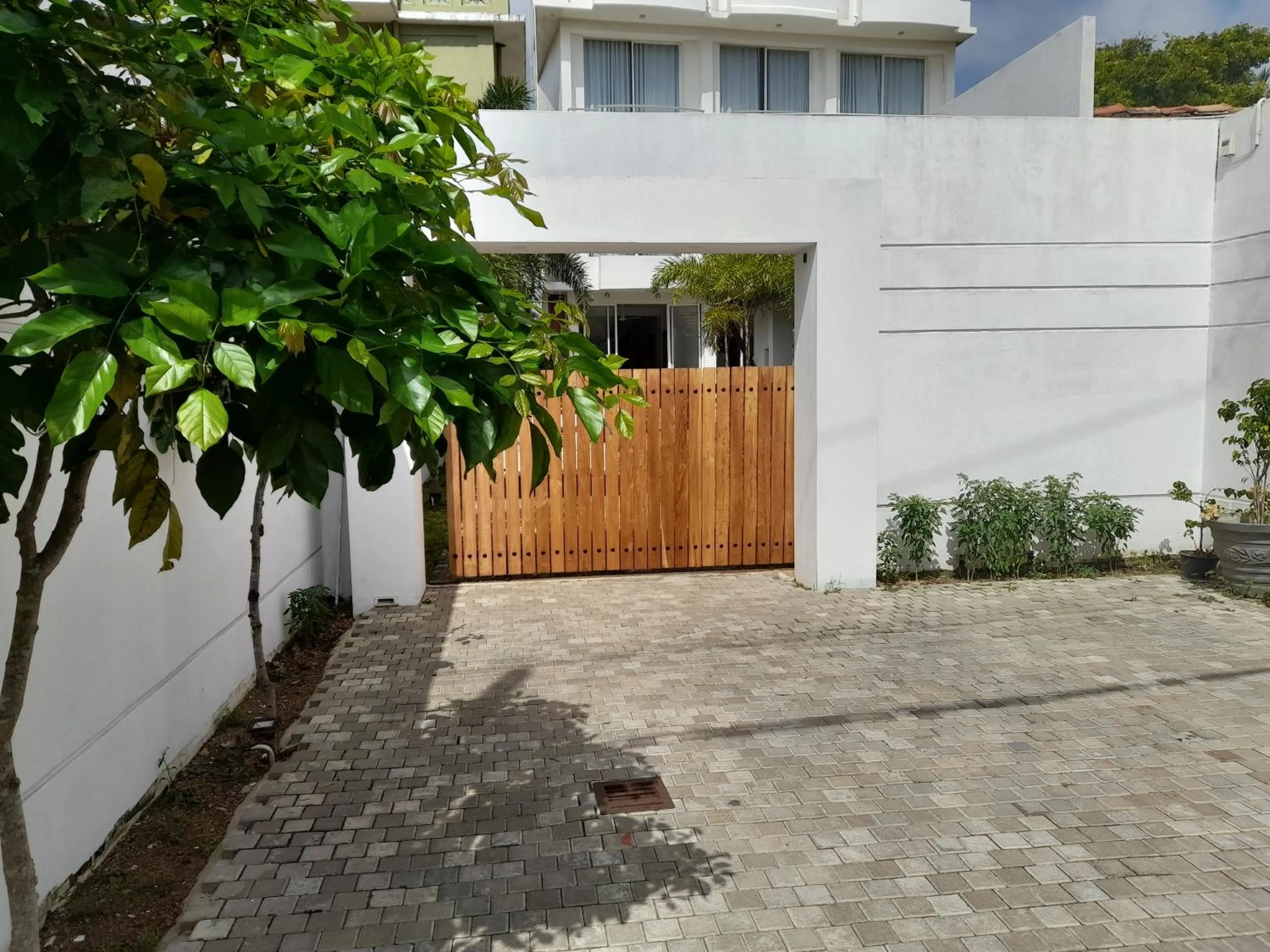 Hotel Marine at Negombo Beach