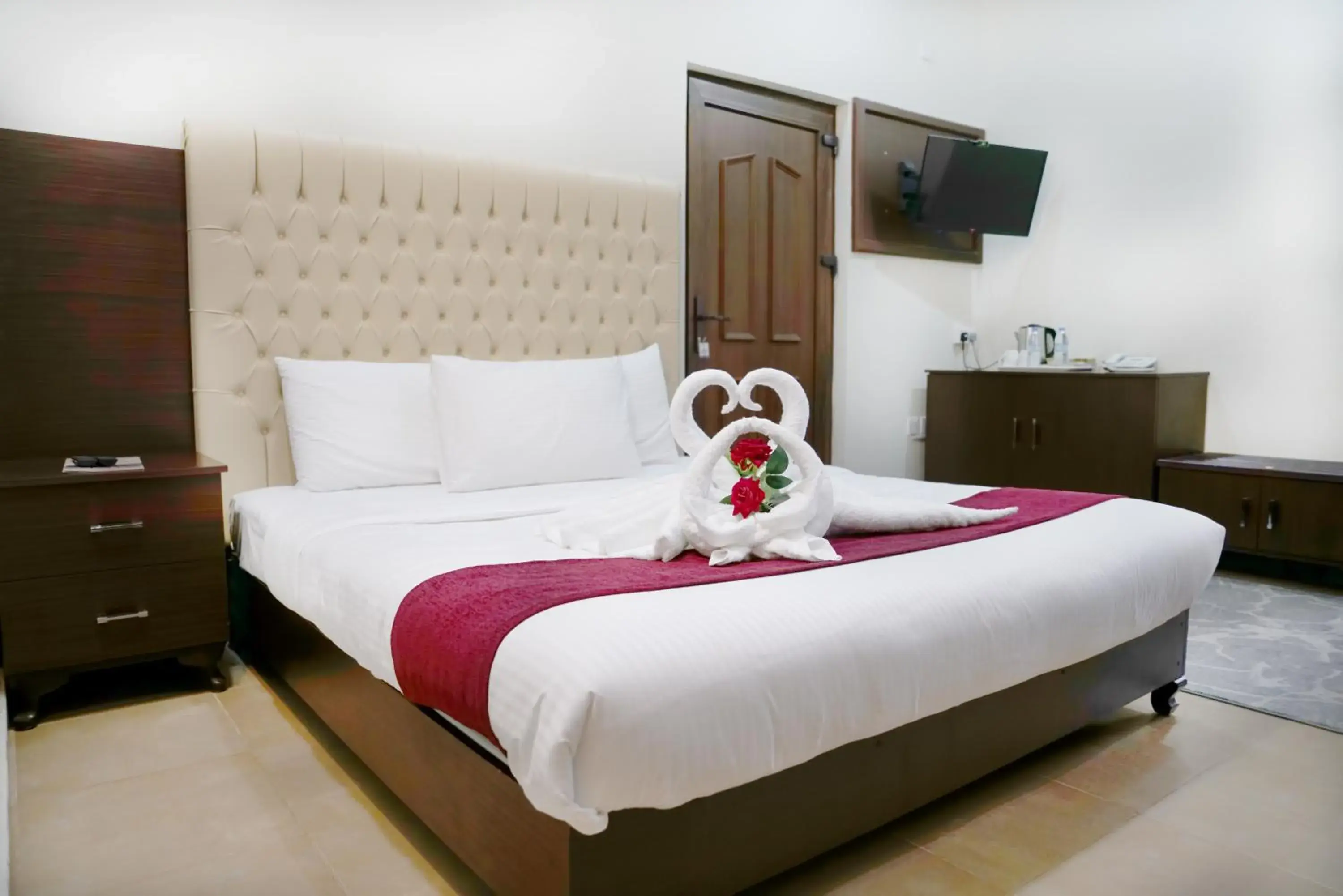 Deluxe Double Room - single occupancy in Jabal Al Akhdar Grand Hotel Deluxe Double Room - single occupancy in Jabal Al Akhdar Grand Hotel