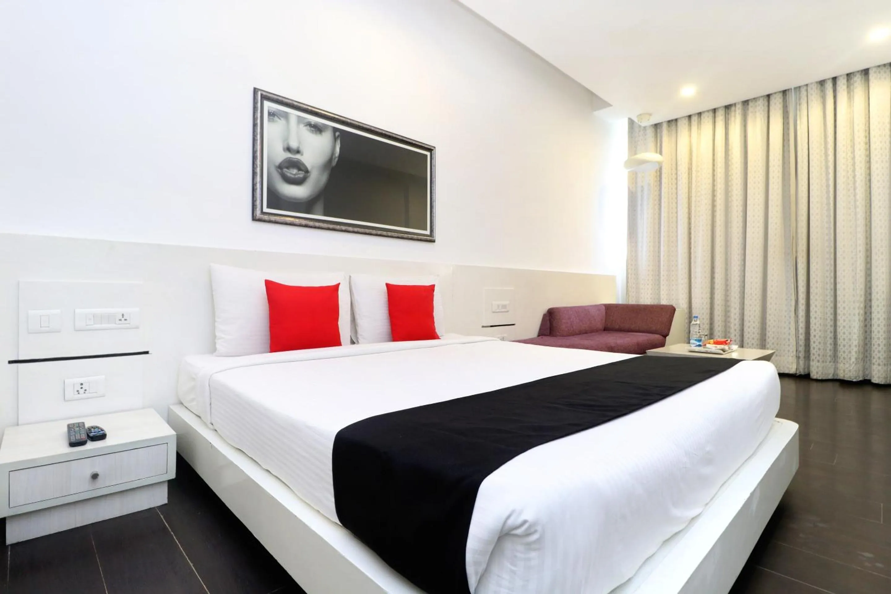 Bedroom, Bed in The Toy Hotel