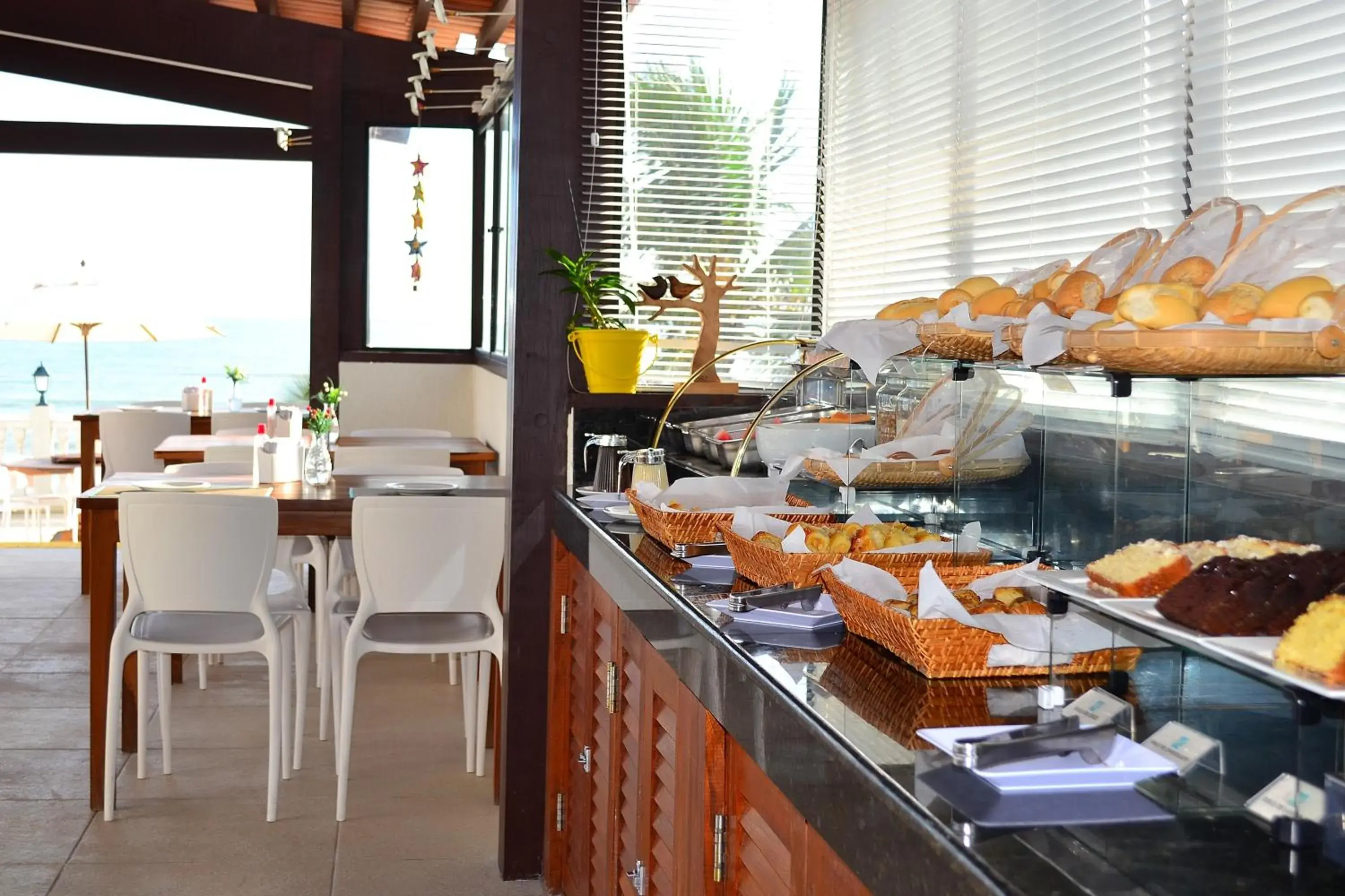 Food and drinks in Kristie Resort Natal Hotel Food and drinks in Kristie Resort Natal Hotel