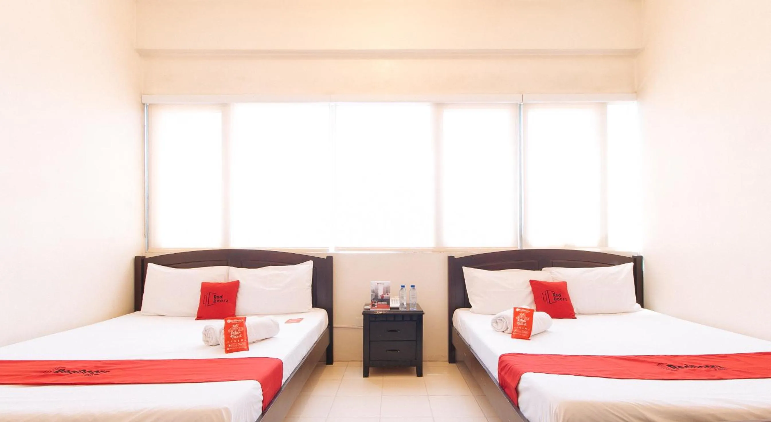 Photo of the whole room, Bed in RedDoorz Plus @ E Rodriguez Corner Banawe