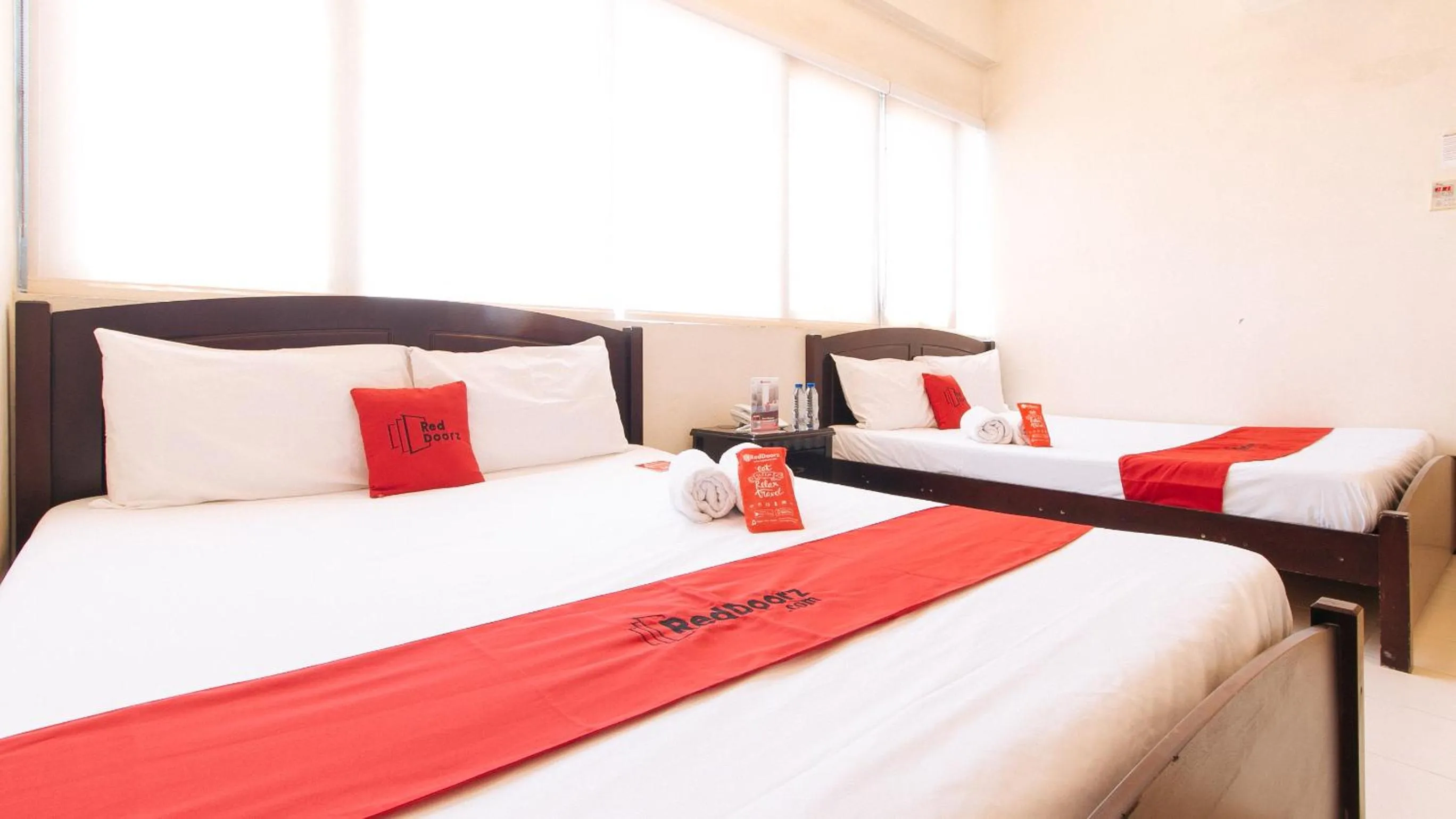 Photo of the whole room, Bed in RedDoorz Plus @ E Rodriguez Corner Banawe