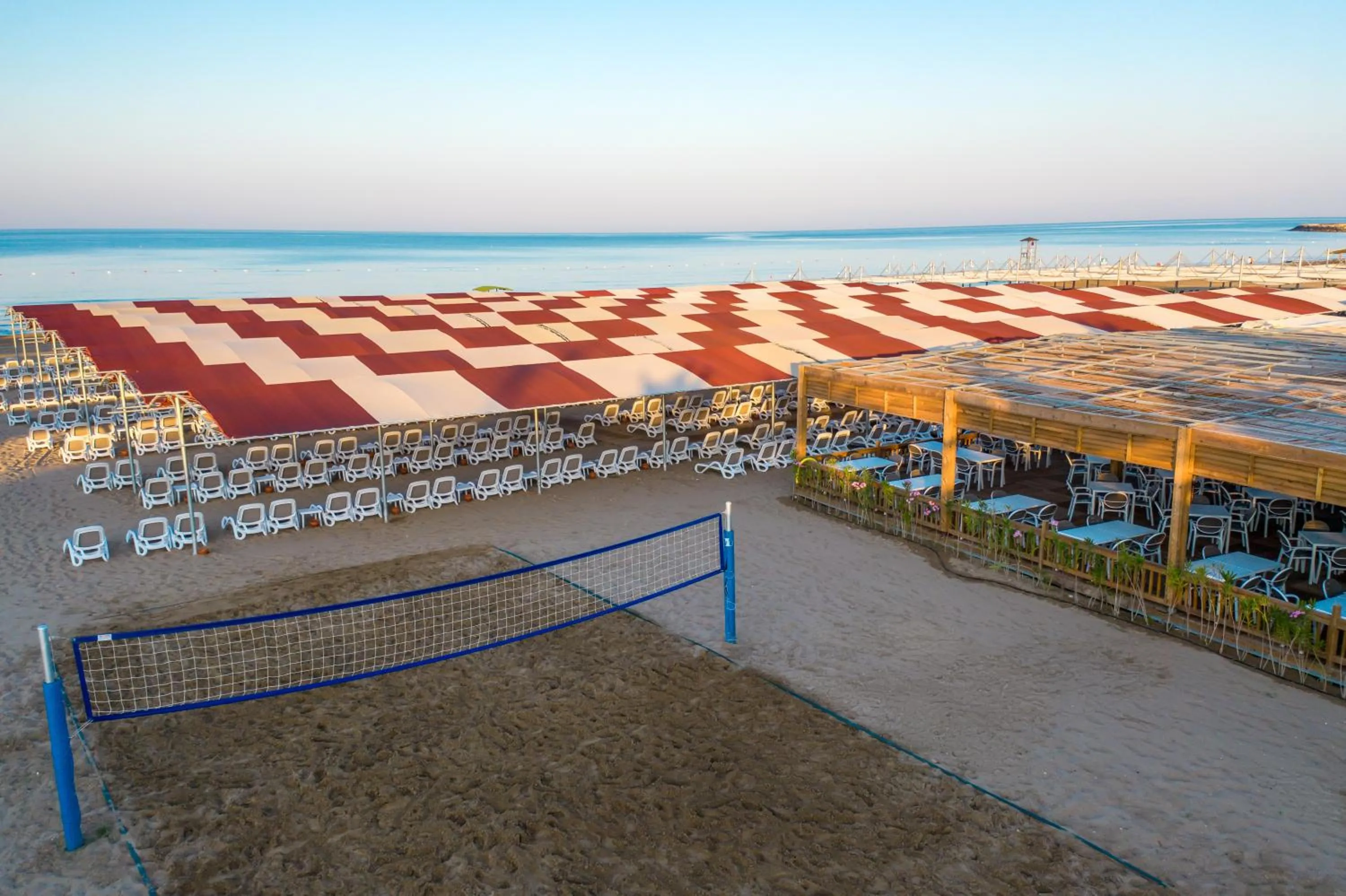 Nightclub / DJ in Side Royal Style Hotel