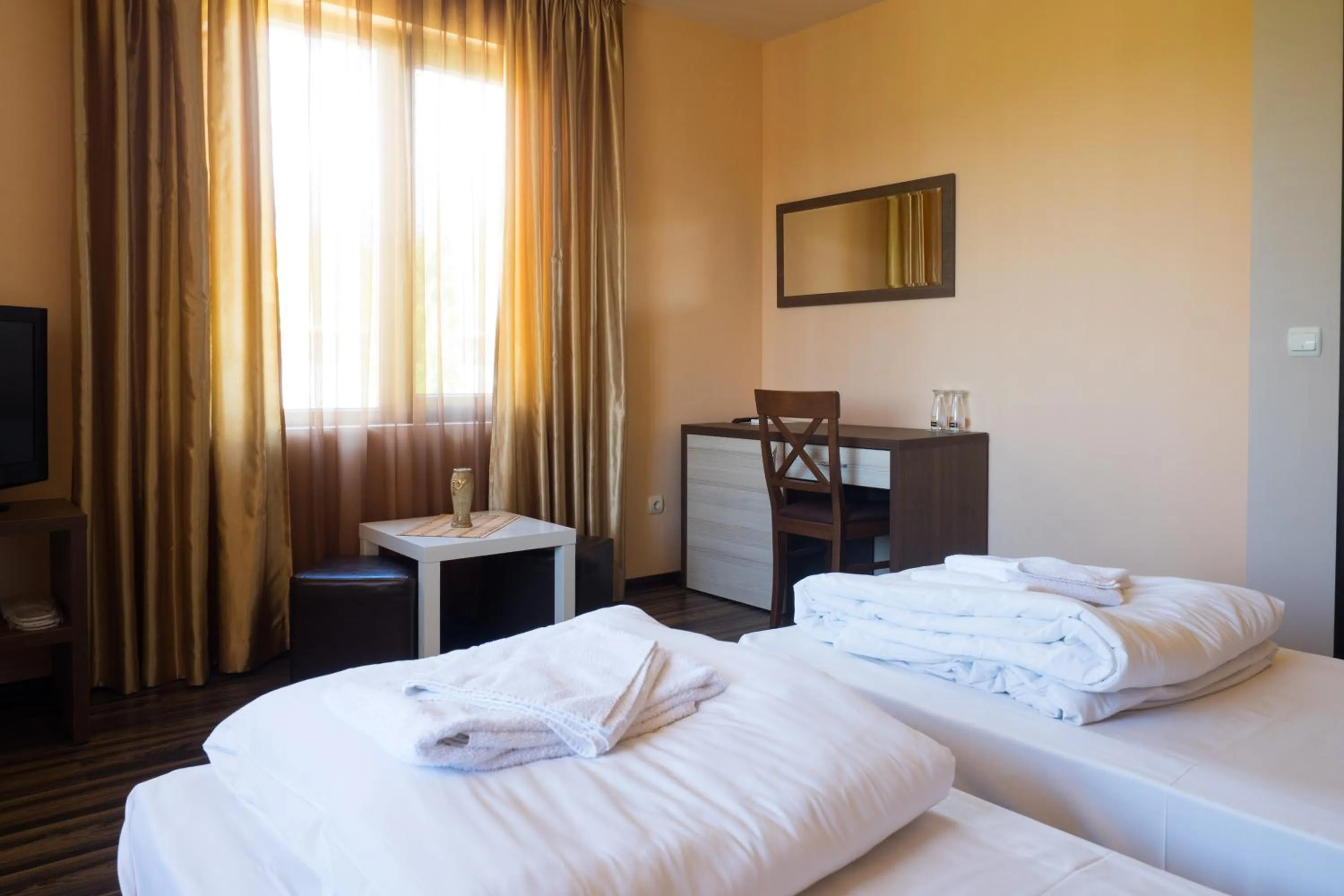 Photo of the whole room, Bed in City Blagoevgrad Family Hotel