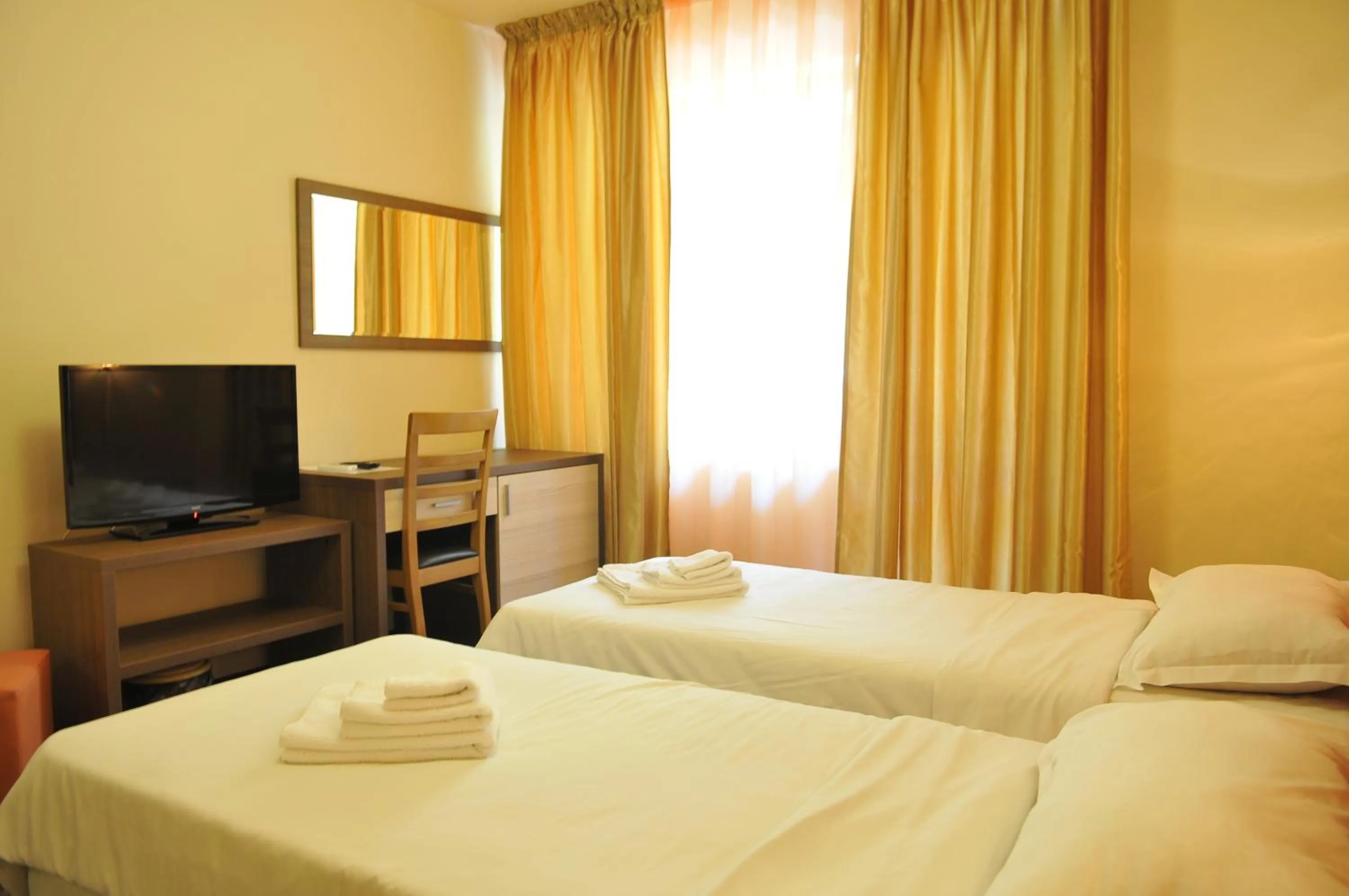 Other, Bed in City Blagoevgrad Family Hotel