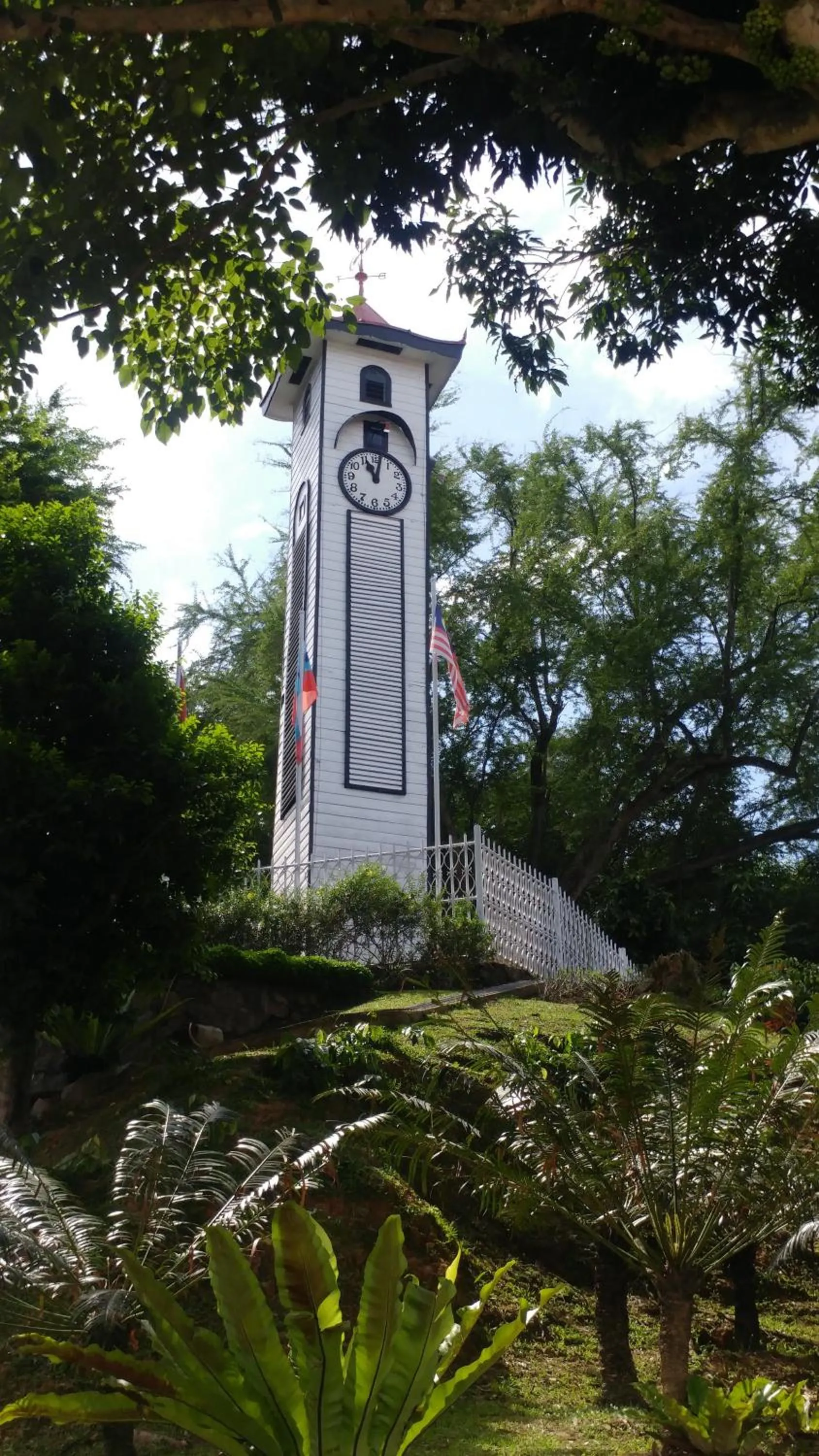 Nearby landmark in TOOJOU Kota Kinabalu