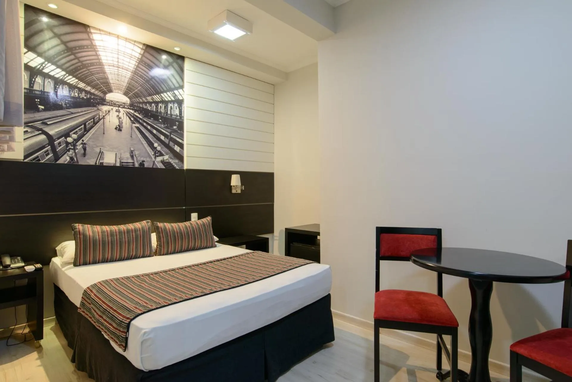 Bed in Faro Hotel Taubaté