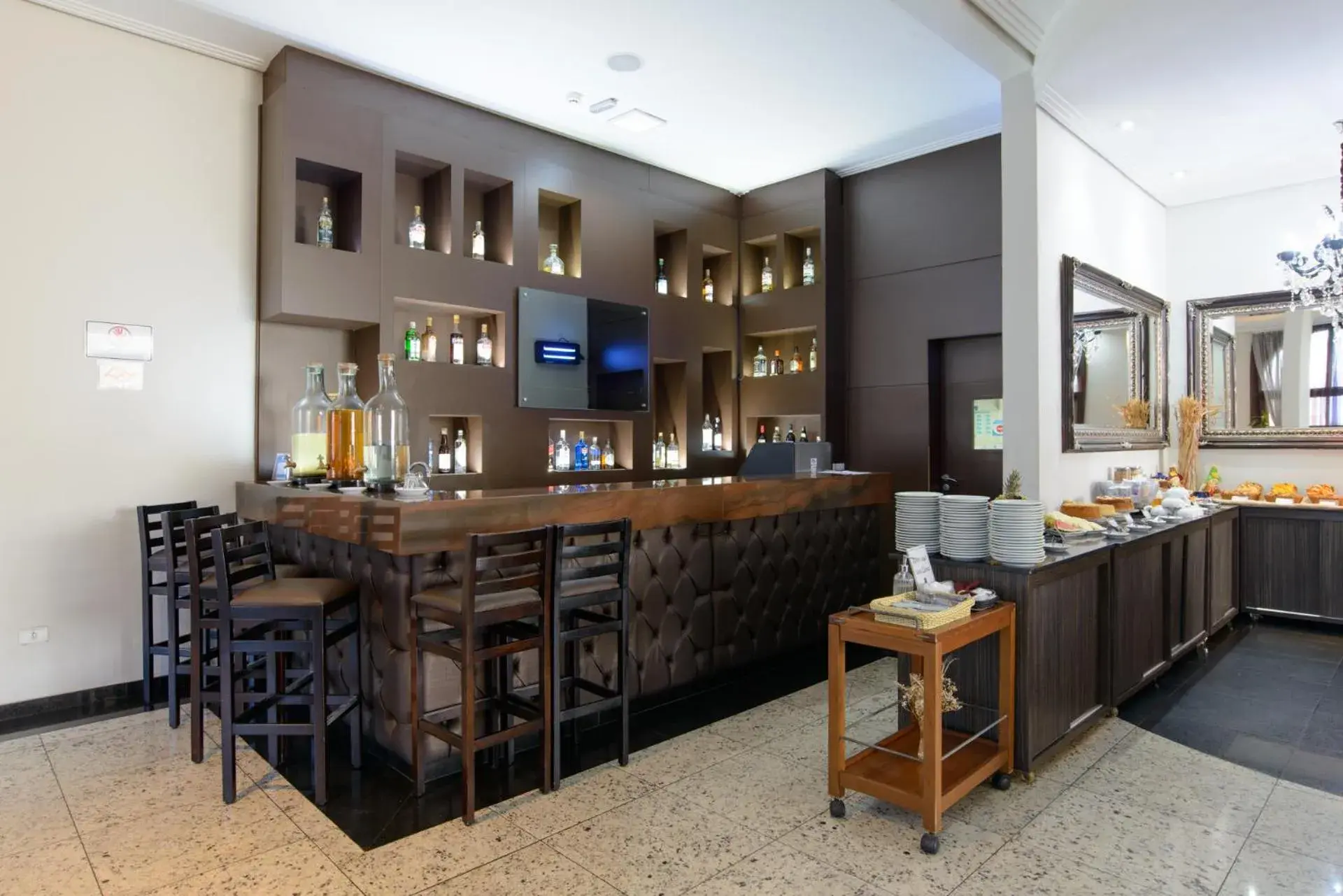 Lounge or bar in Faro Hotel Taubaté Lounge or bar in Faro Hotel Taubaté