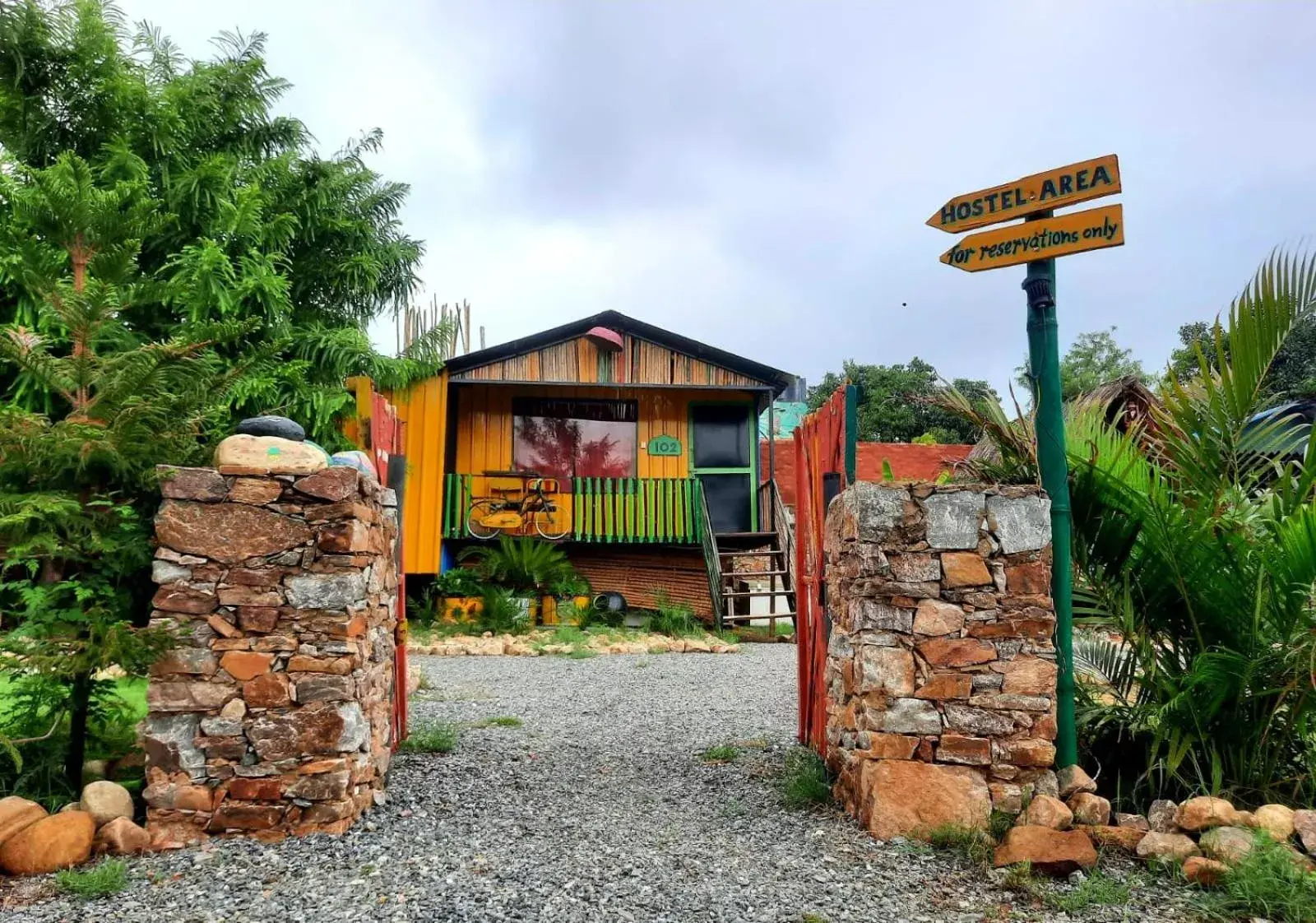 Property building in Namaste India Property building in Namaste India