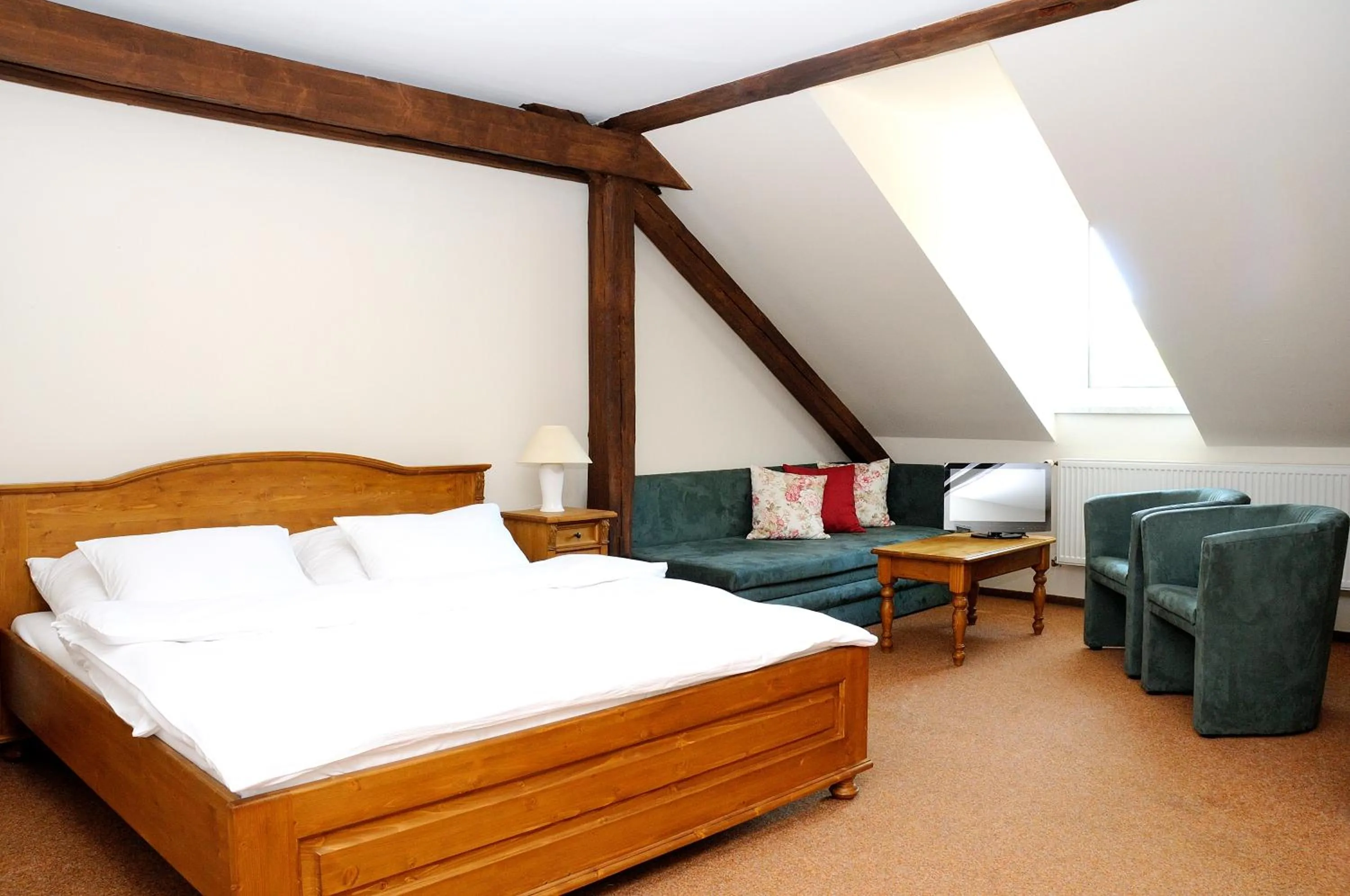 Photo of the whole room, Bed in Hotel Leopold Račín