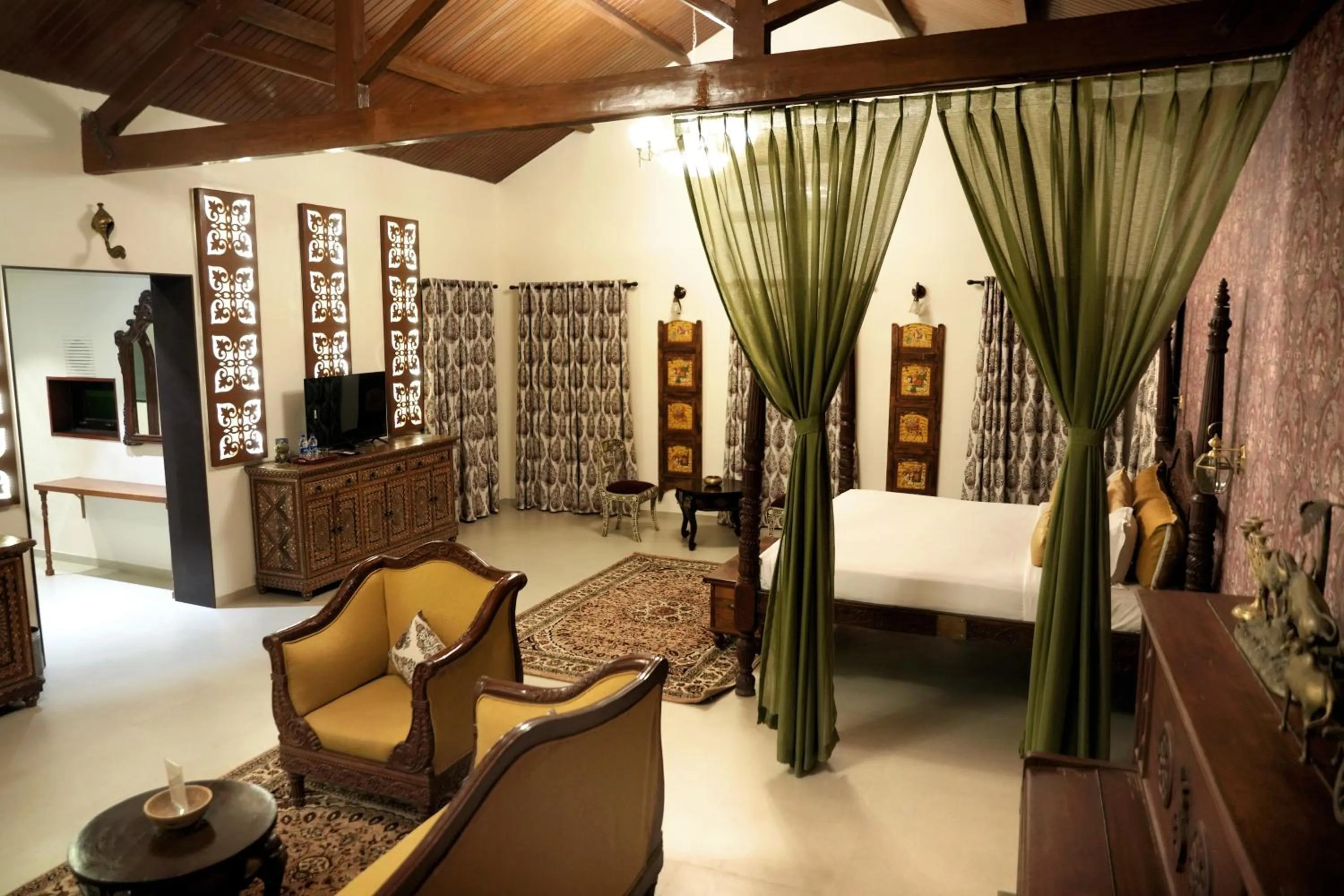 Bed in Heritage Khirasara Palace