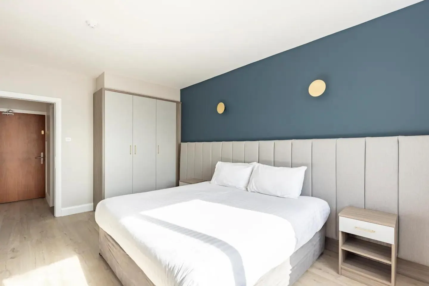 Bedroom, Bed in Galway Bay Sea View Apartments