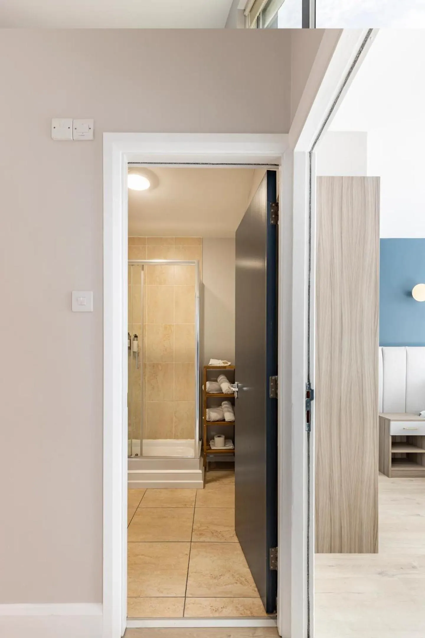 Bathroom in Galway Bay Sea View Apartments