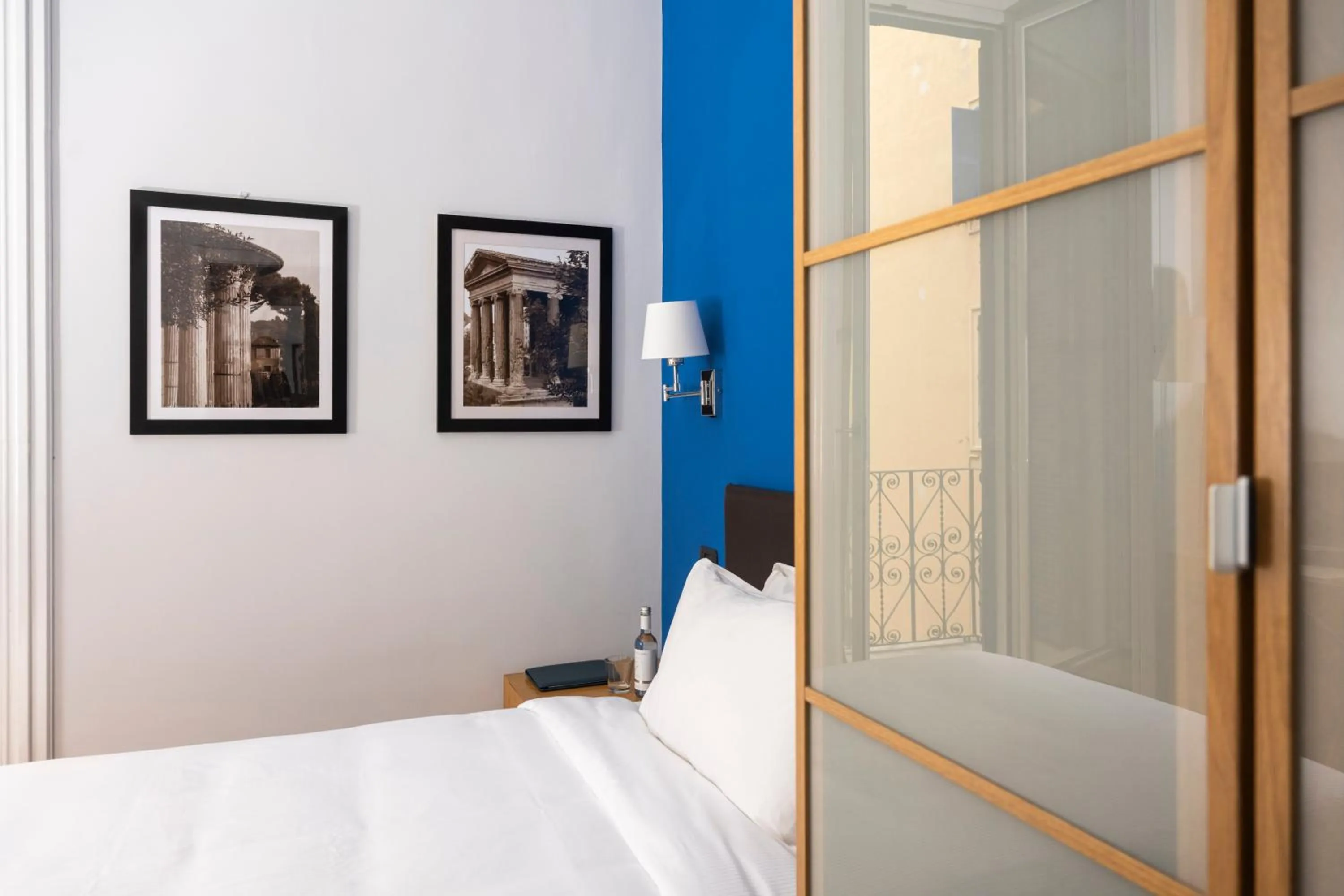 Bedroom, Bed in Sky Blue Place Rome