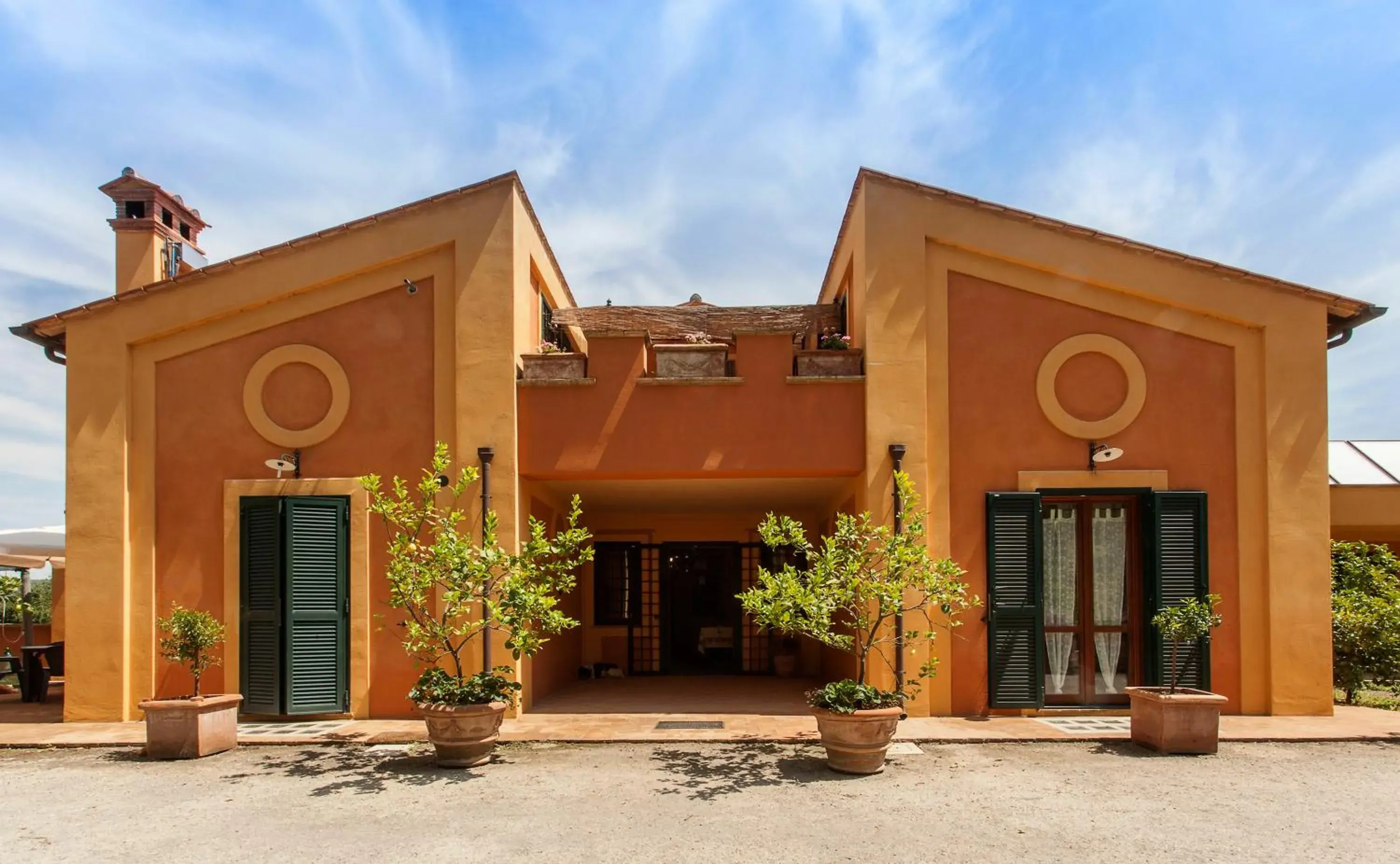 Facade/entrance in Agriturismo La Gismonda Facade/entrance in Agriturismo La Gismonda