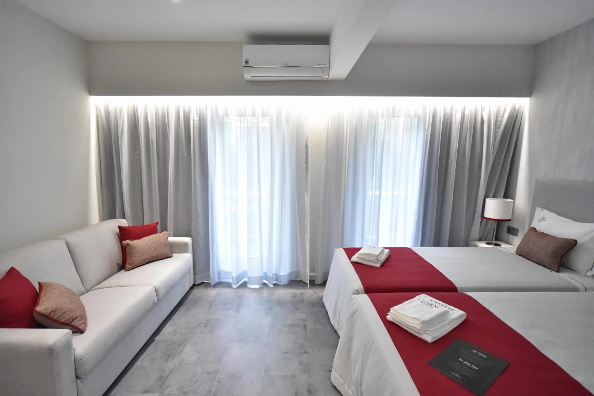 Bed in My Charm Lisbon Suites