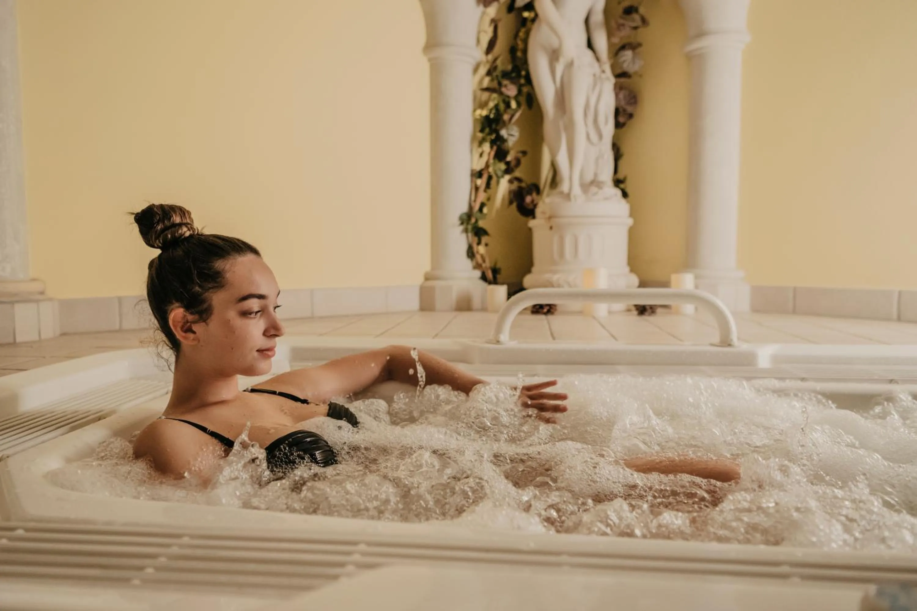 Hot Tub in Hotel Royal