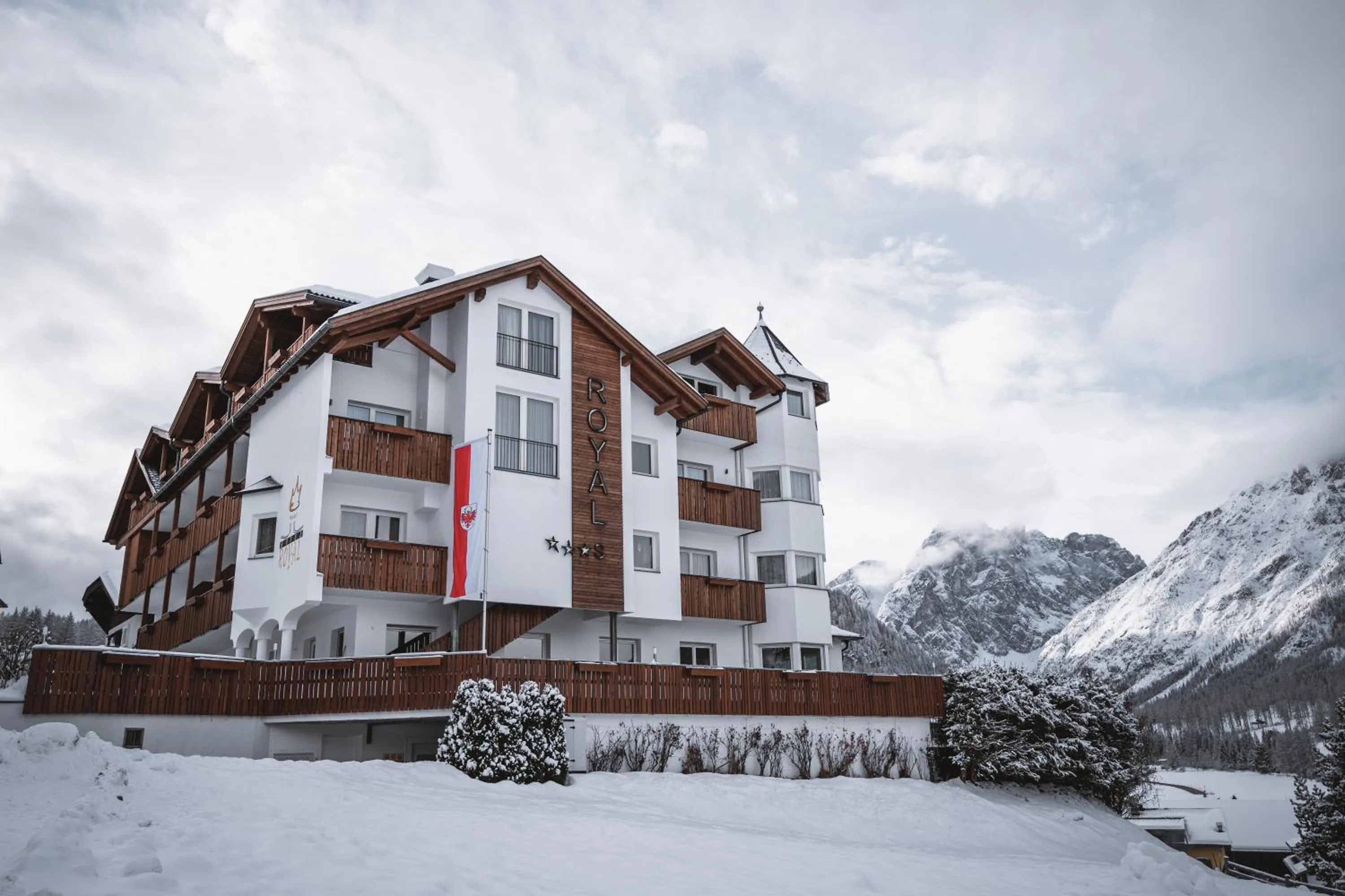 Property building in Hotel Royal