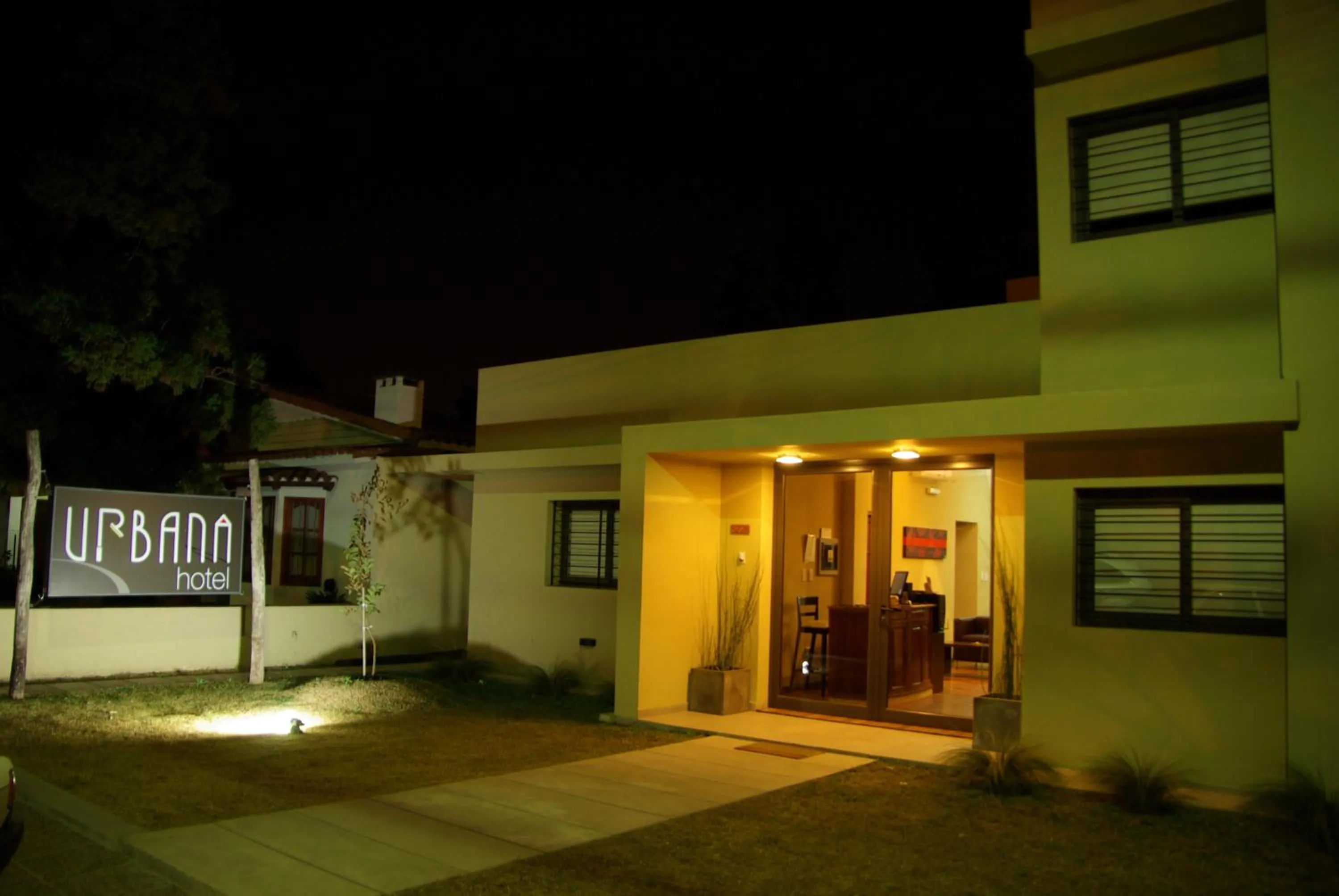 Hotel Urbana
