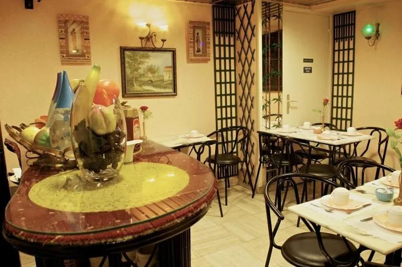 Hôtel Paris Voltaire