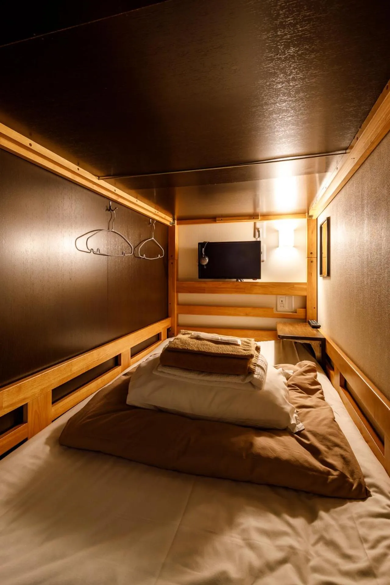 Bed in Hotel Owl Tokyo Shinbashi