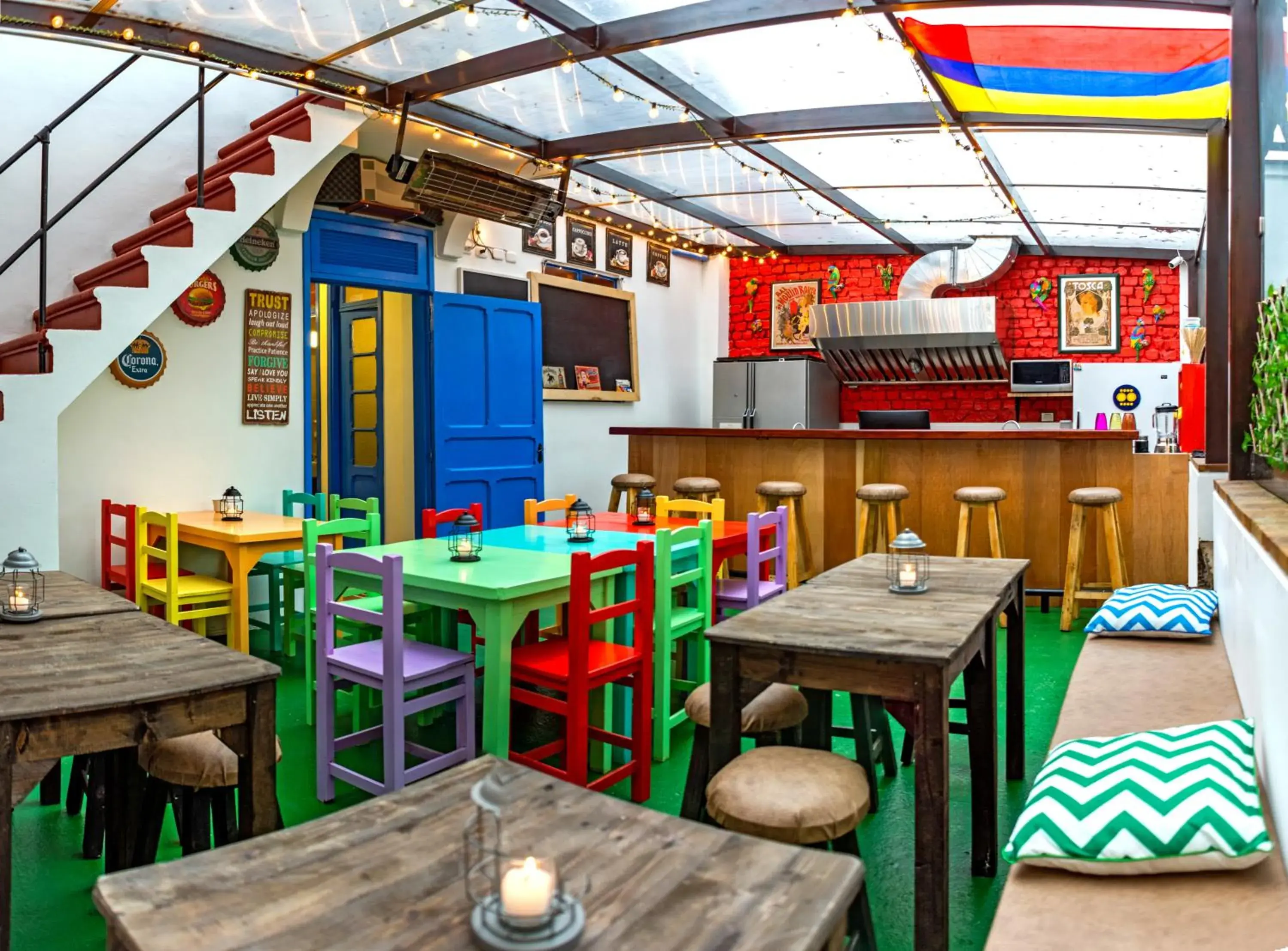 Restaurant/places to eat in Granada Hostel Restaurant/places to eat in Granada Hostel