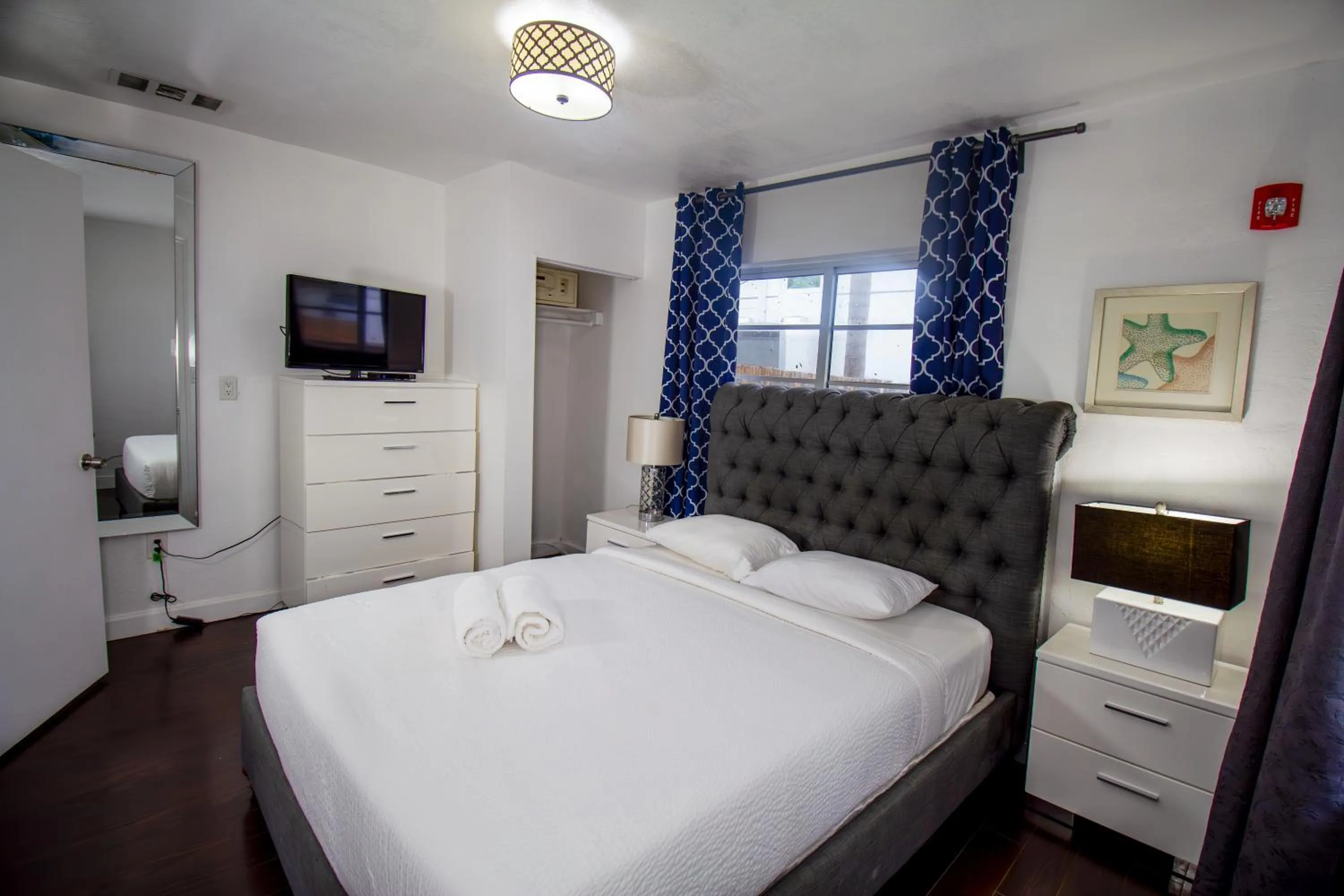 Bed in Casa Gaby Apartments Part of the Oasis Casita Collection