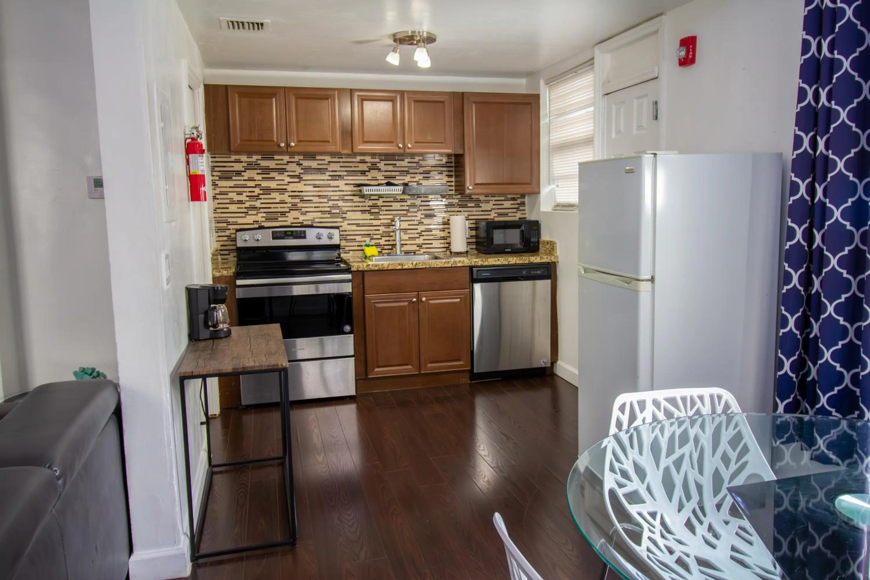 Kitchen or kitchenette in Casa Gaby Apartments Part of the Oasis Casita Collection
