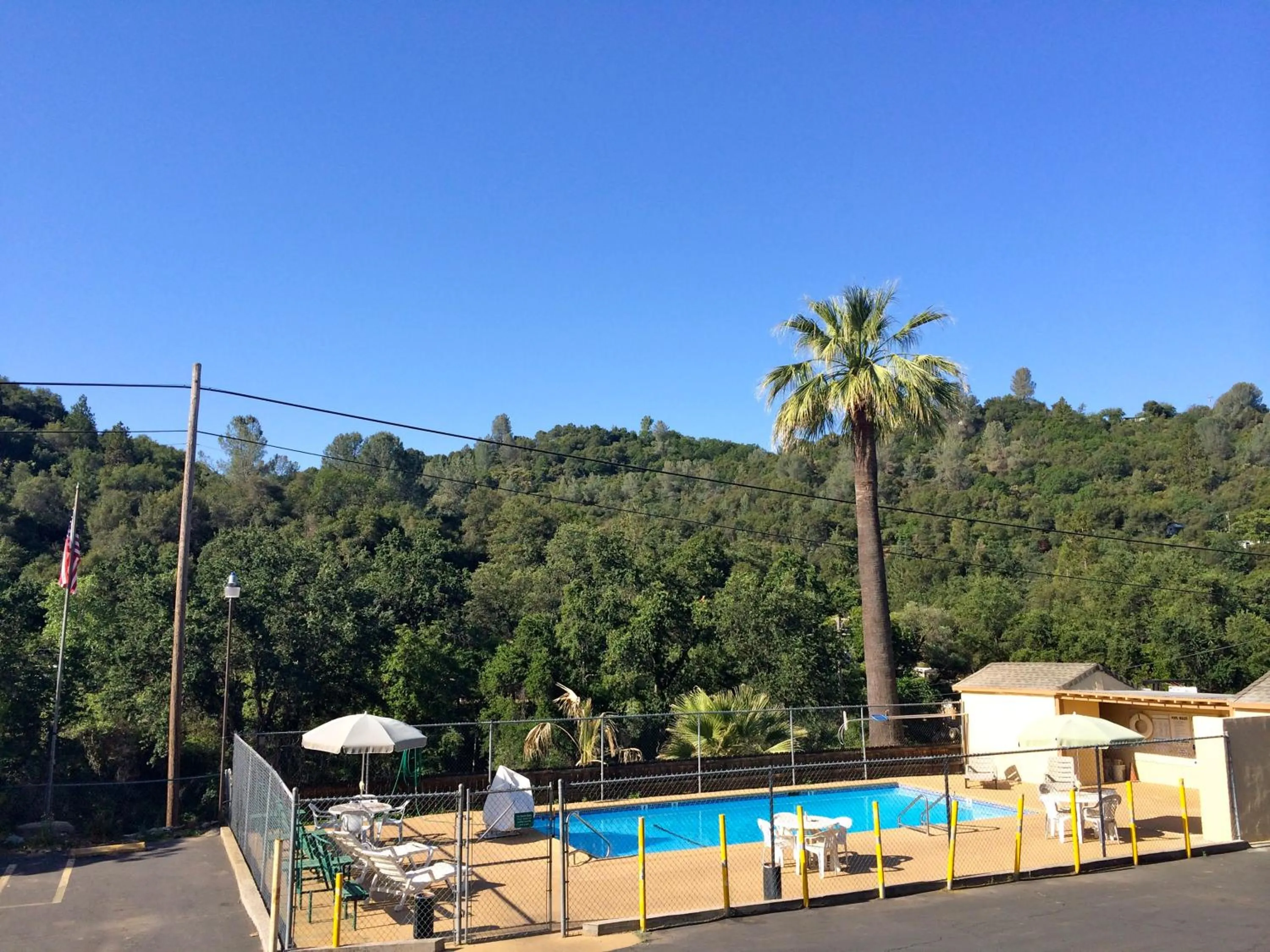 Swimming pool, Pool View in Miners Motel Jamestown