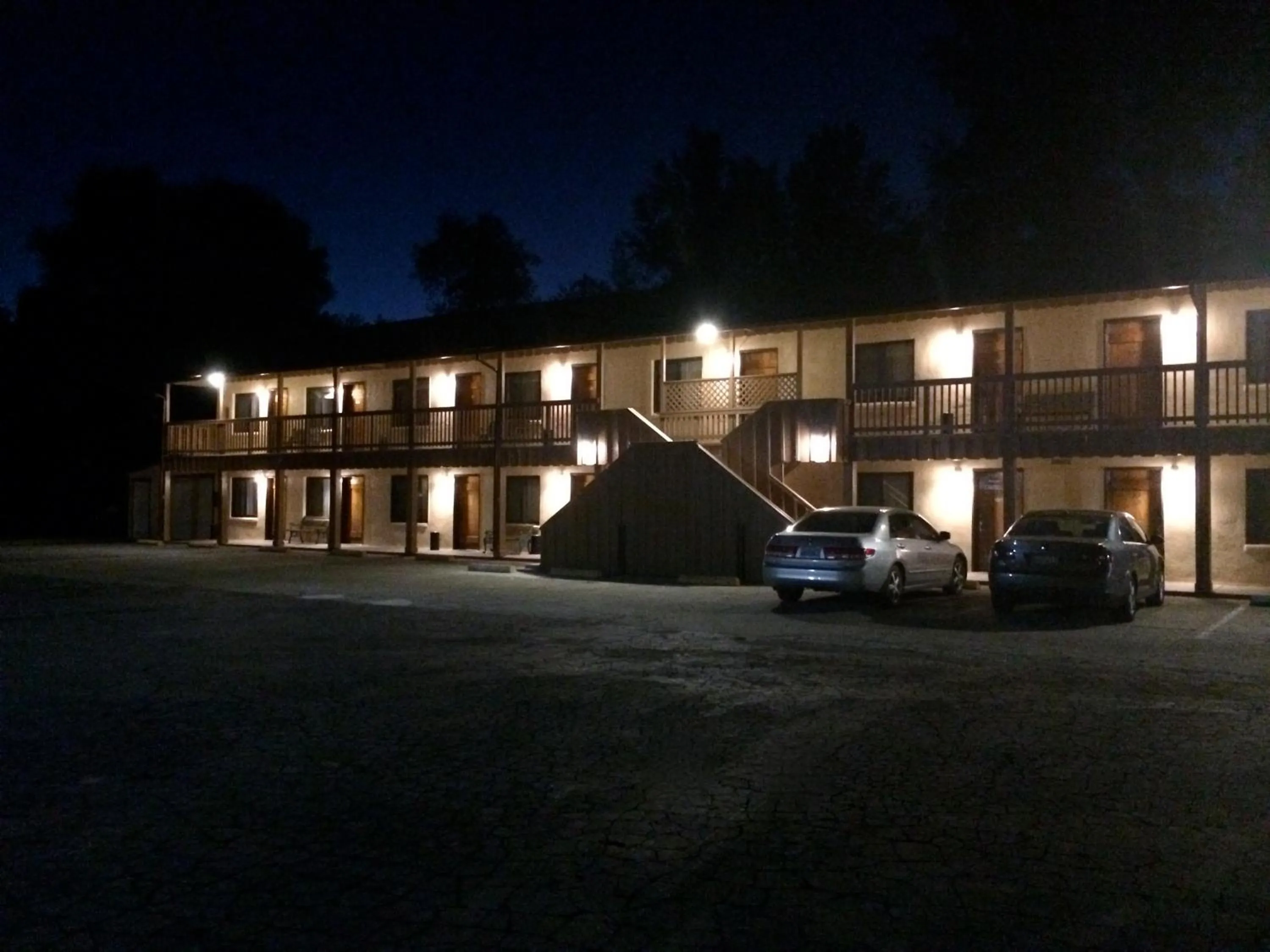 Facade/entrance, Property Building in Miners Motel Jamestown