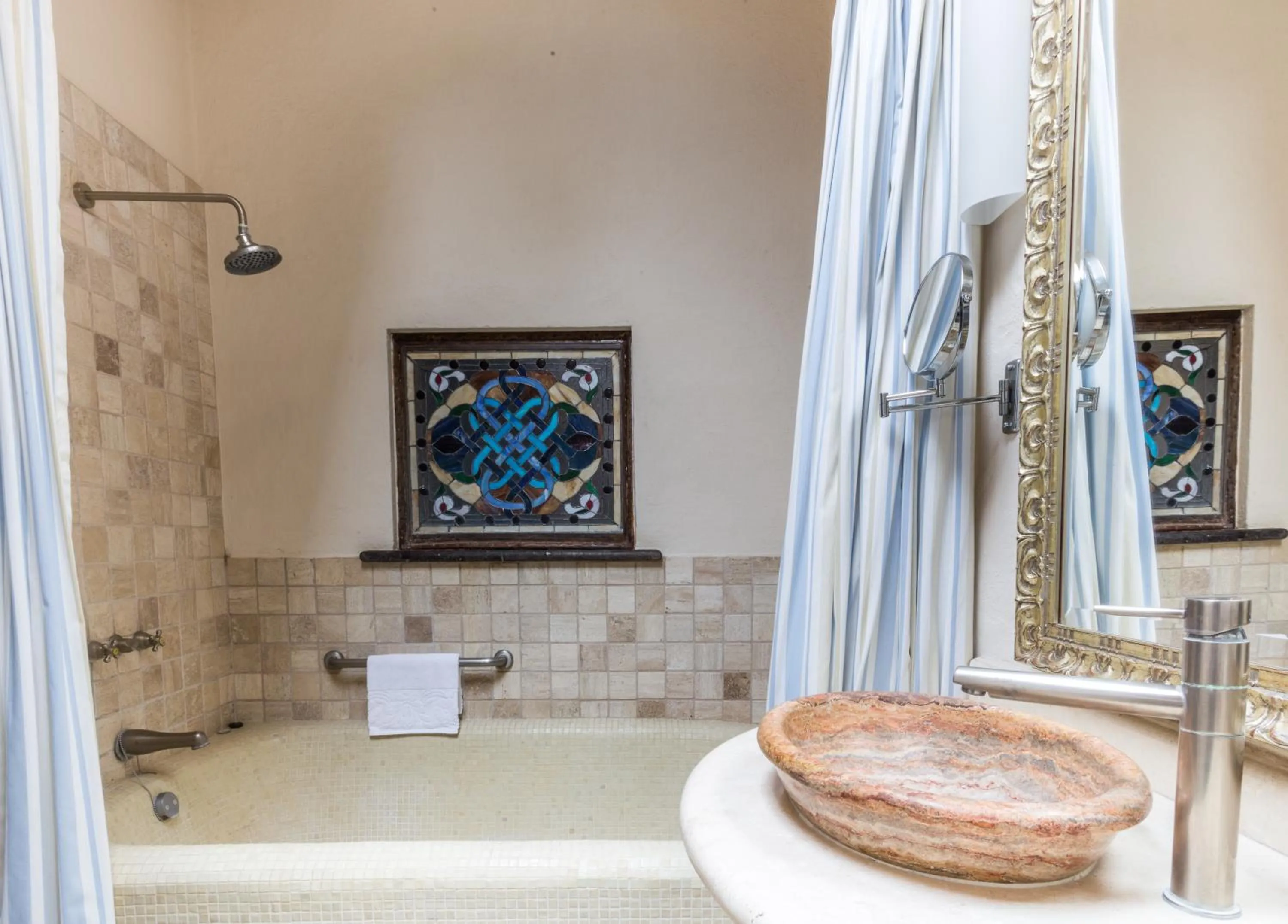 Bathroom in Hacienda San Gabriel de las Palmas