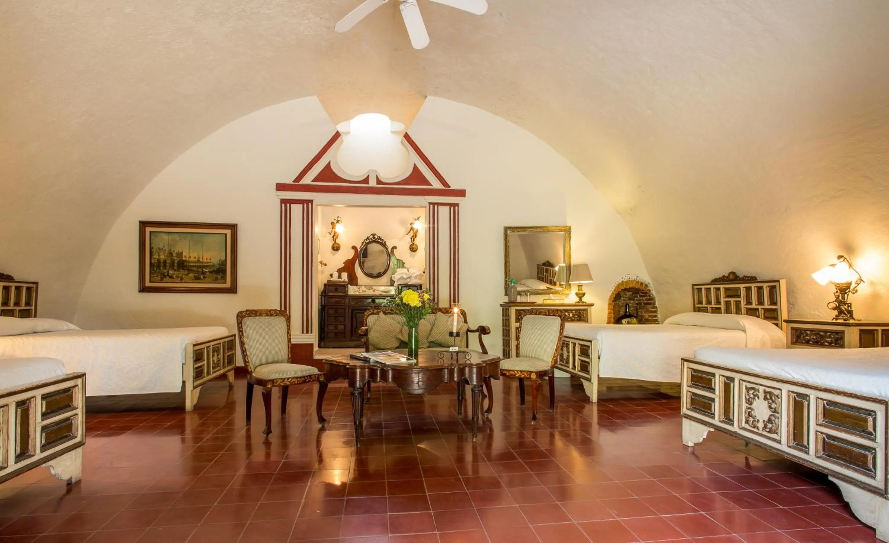 Photo of the whole room in Hacienda San Gabriel de las Palmas