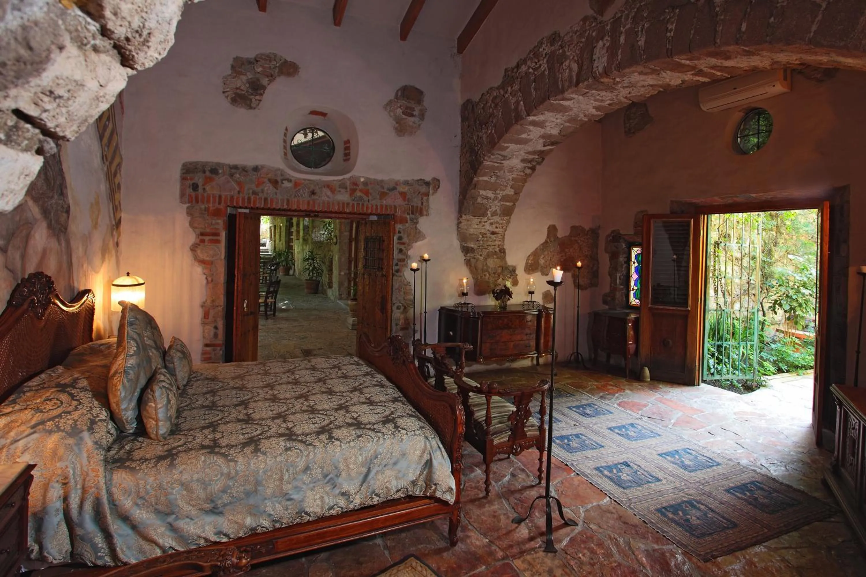 Bed in Hacienda San Gabriel de las Palmas