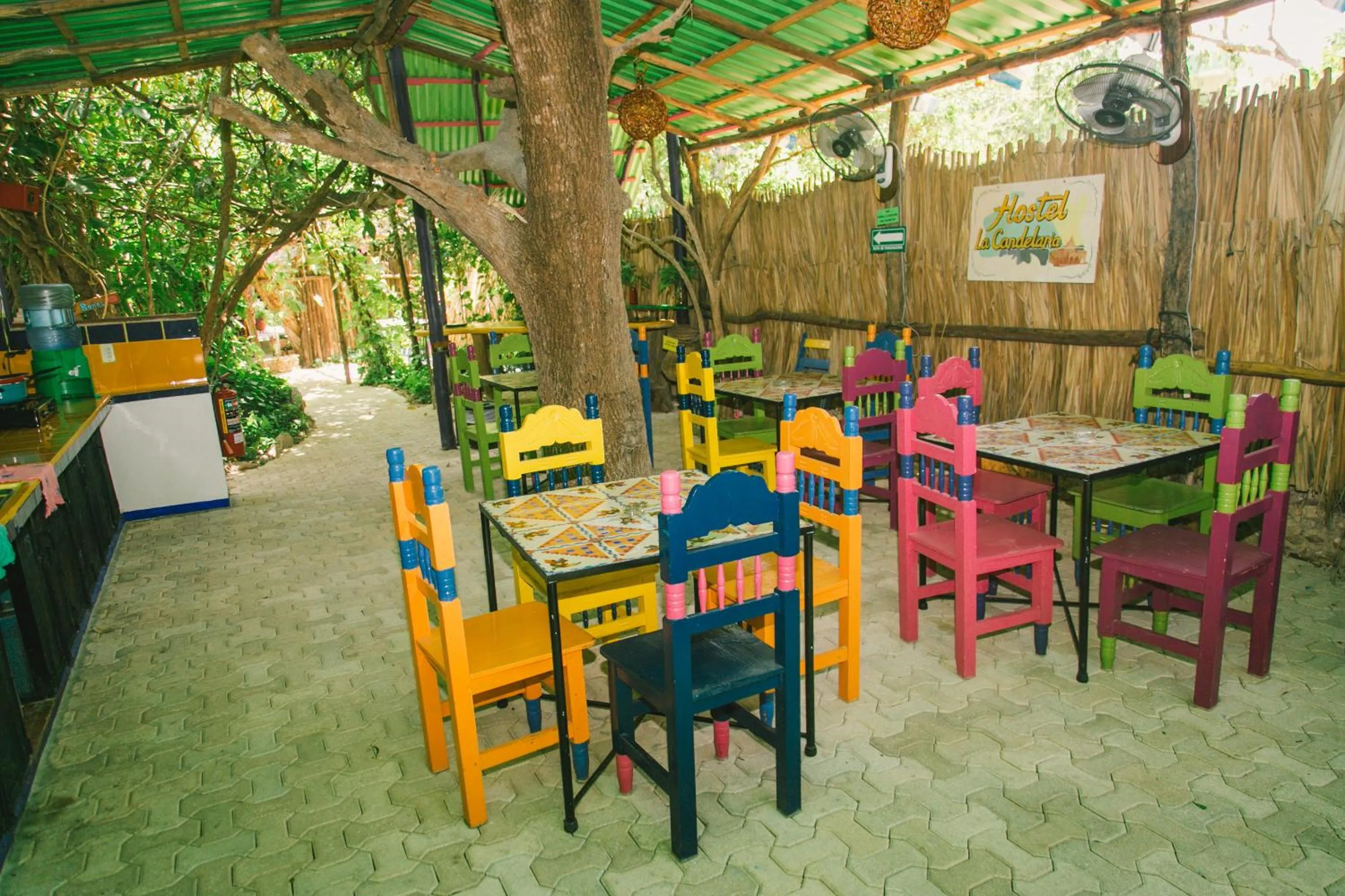Dining area in Hostel Candelaria