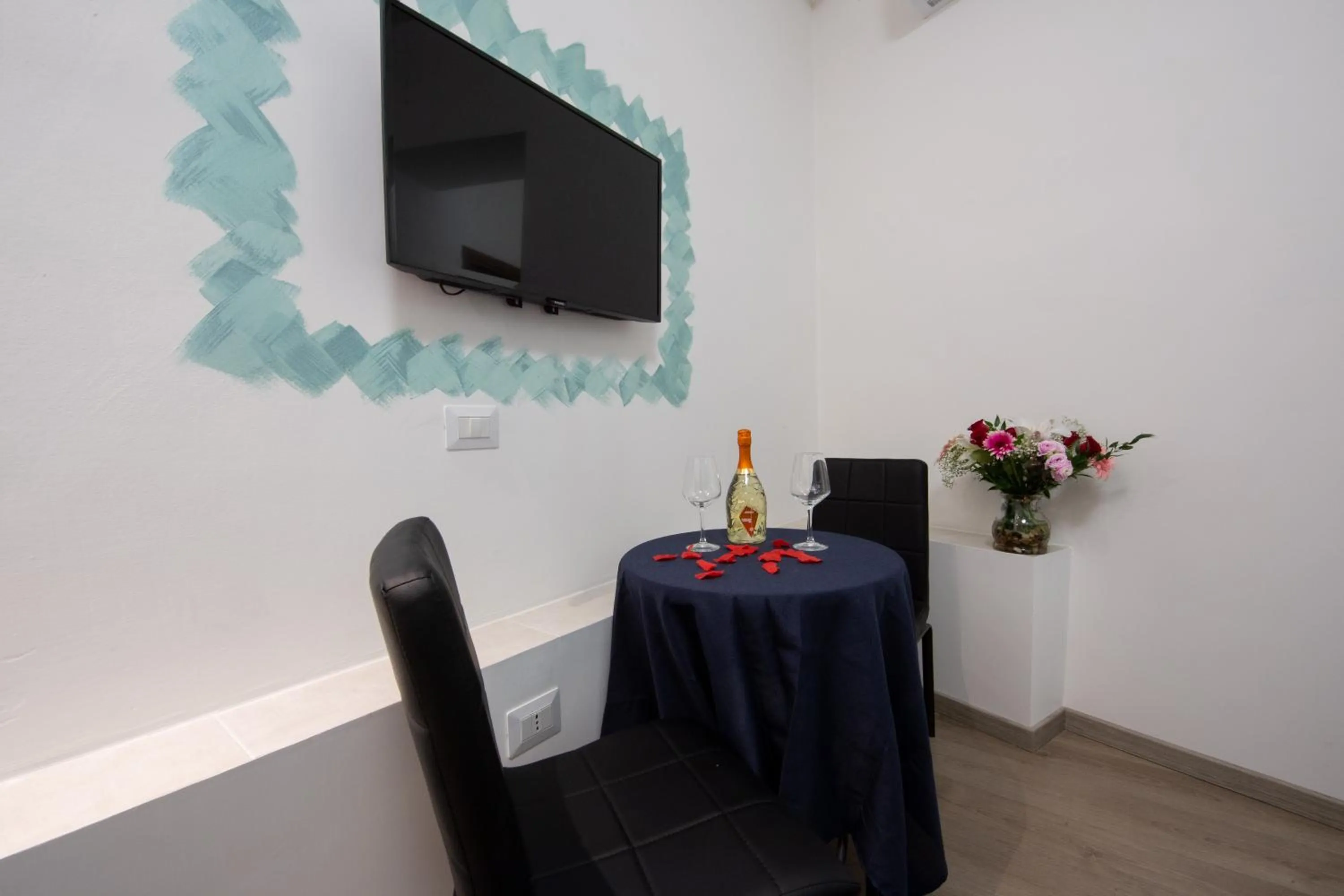 TV and multimedia in Imperiale Top