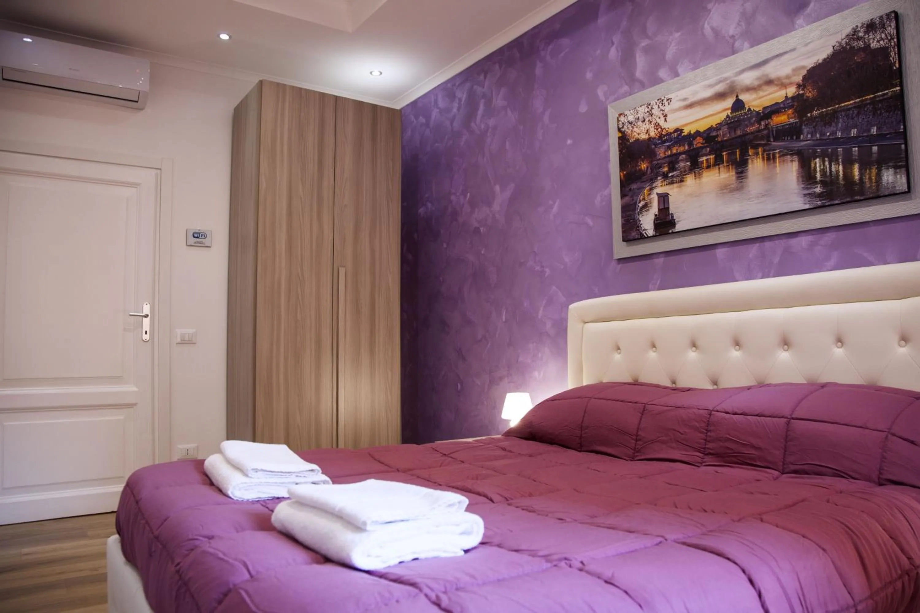 Bedroom, Bed in Imperiale Top